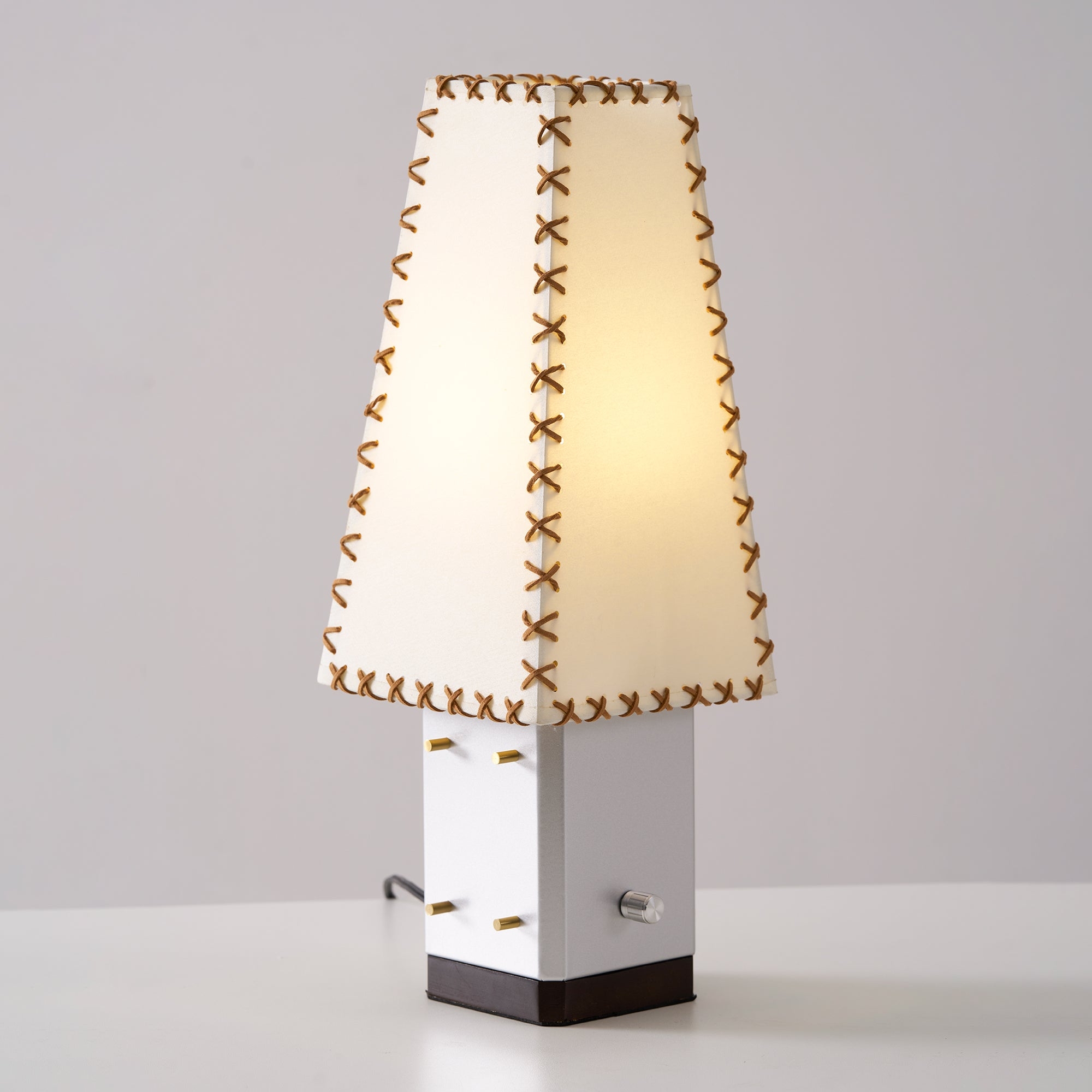 Parchment Table Lamp D677