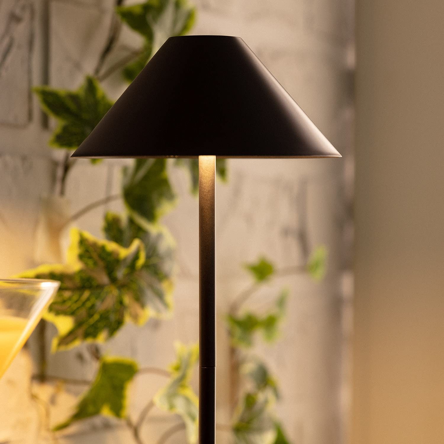 Cone Portable Battery Outdoor Table Lamp K49