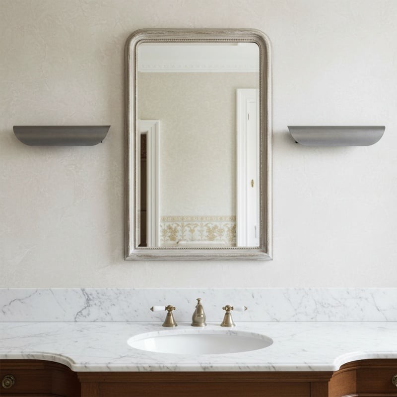 Hidra Modern Metal Wall Sconce - Minimalist Down-Light Sconce for Modern Homes K1691