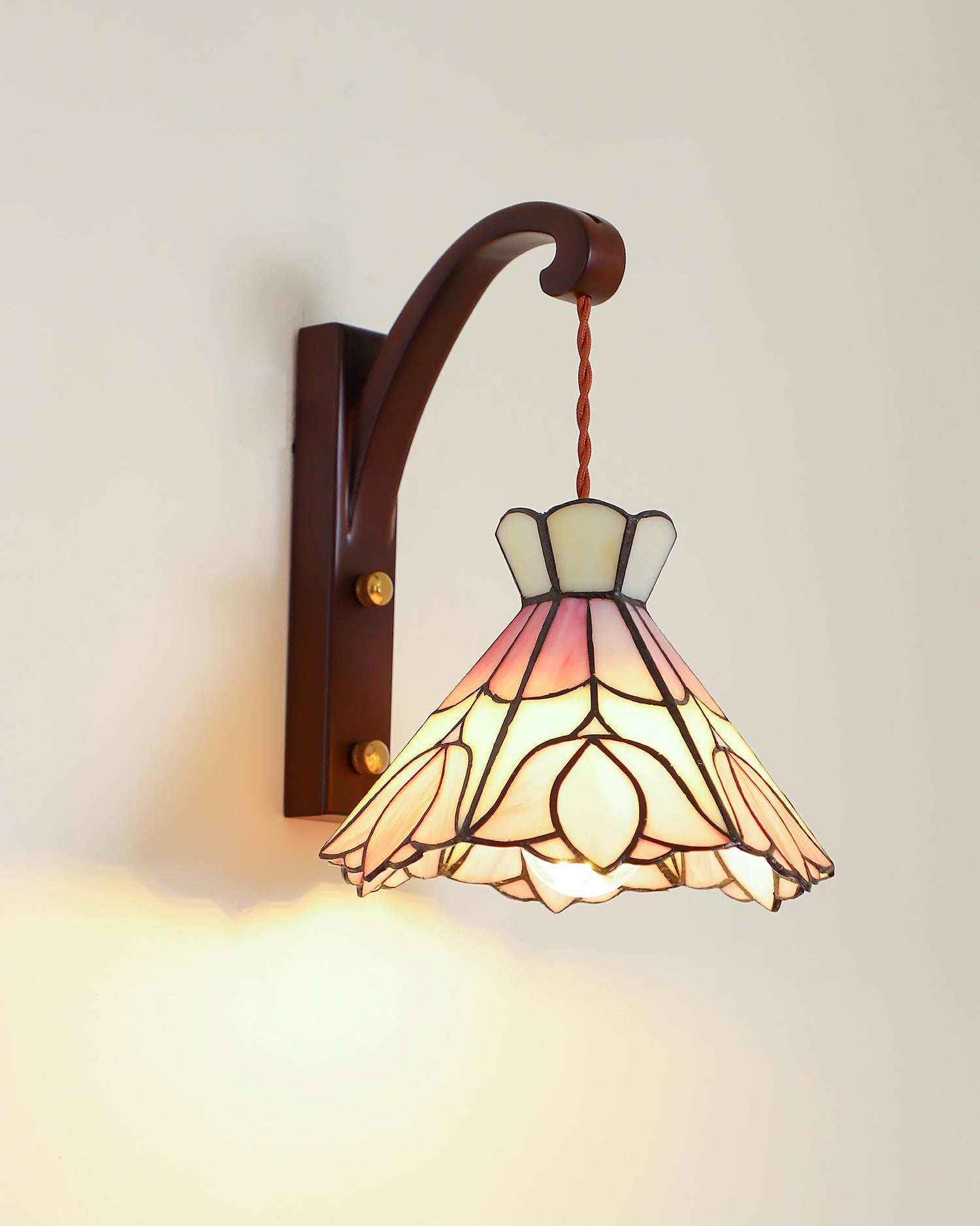 Serena Tiffany Plug In Wall Lamp D60