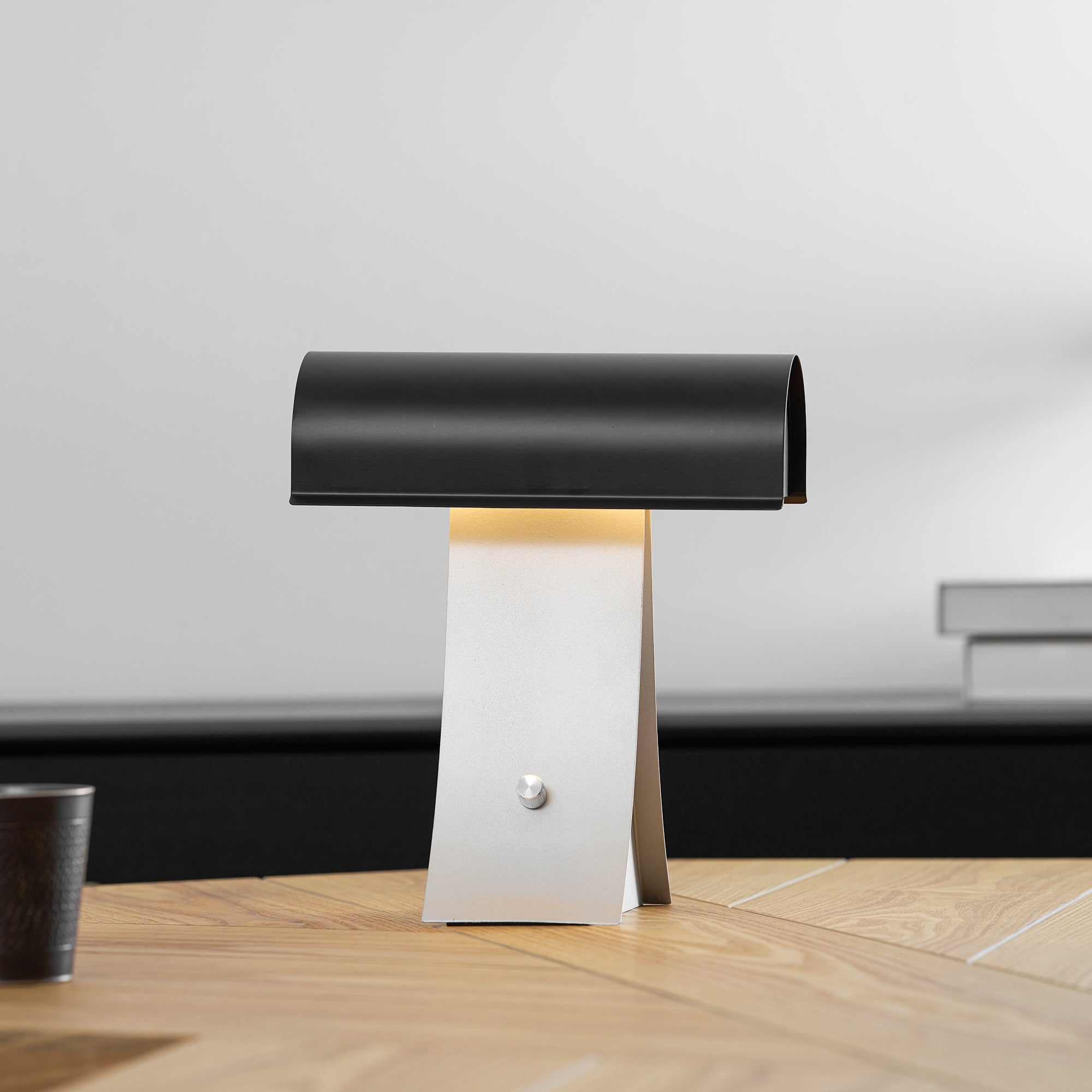 Archive Table Lamp D698