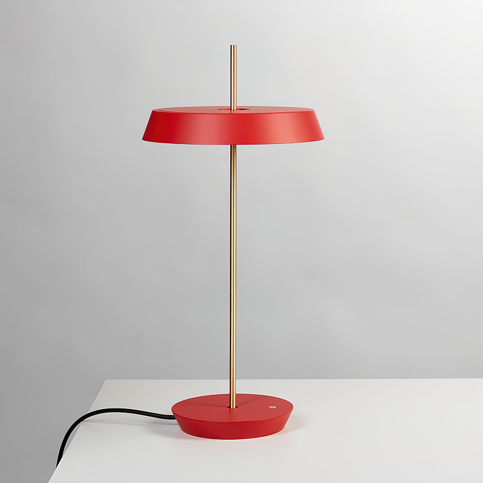 Modern Art Decor Table Lamp For Living Room K604