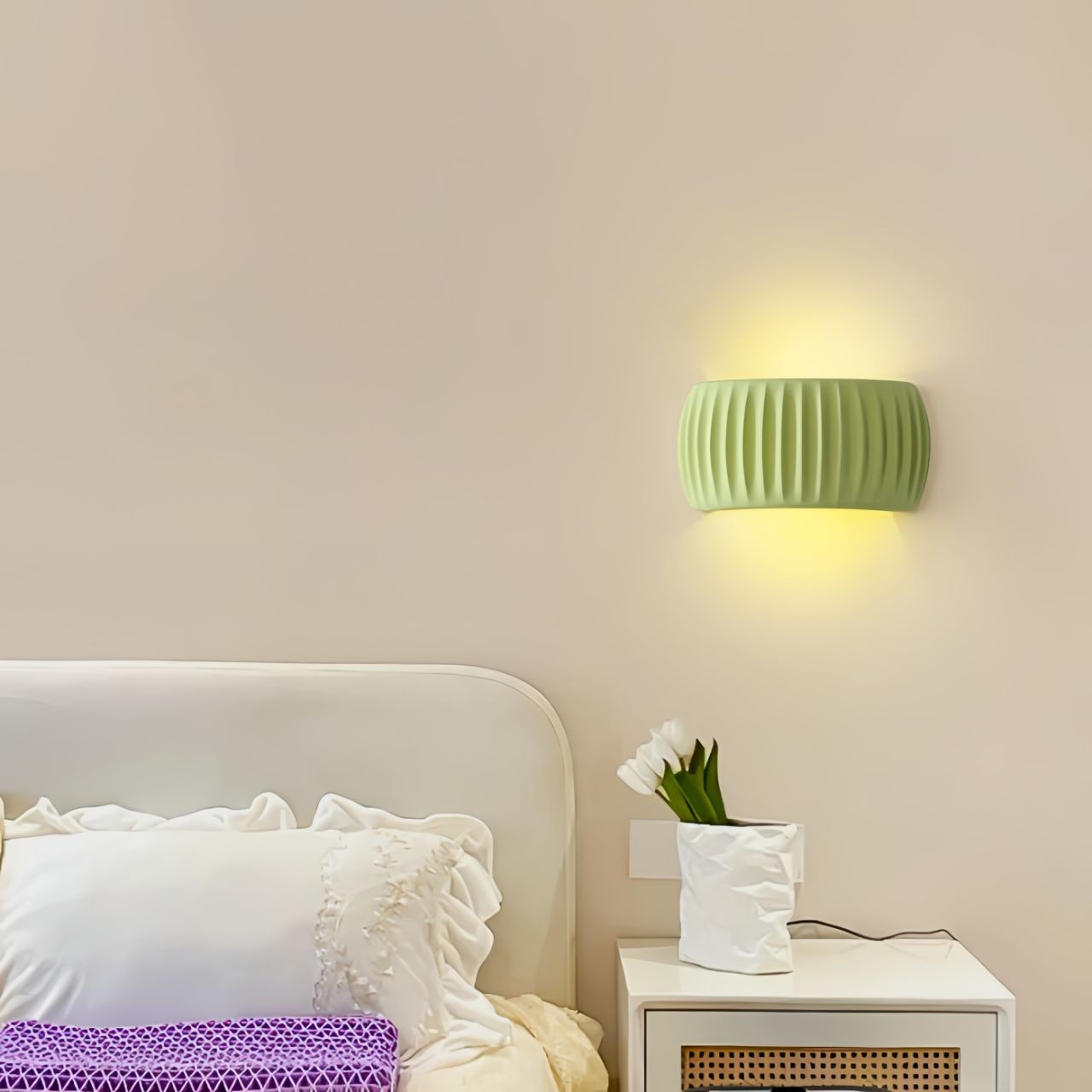 Nordic Minimalist Resin Ribbed Wall Sconce K136
