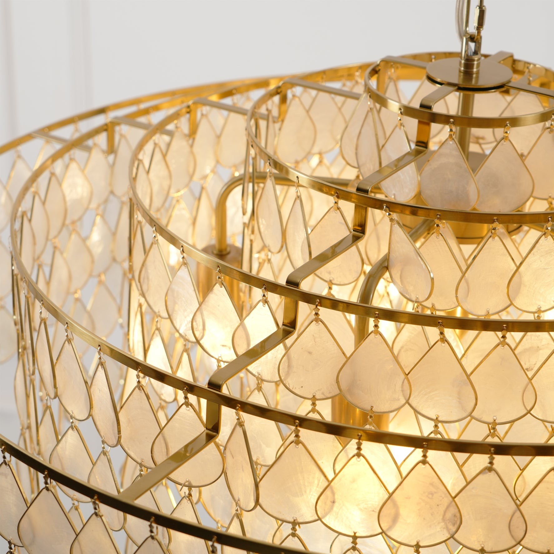 Vivant Shell Pendant Lamp K1094