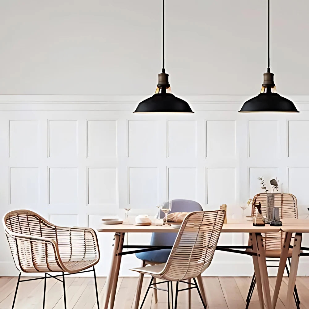 The Timeless Classic Pendant Light D835