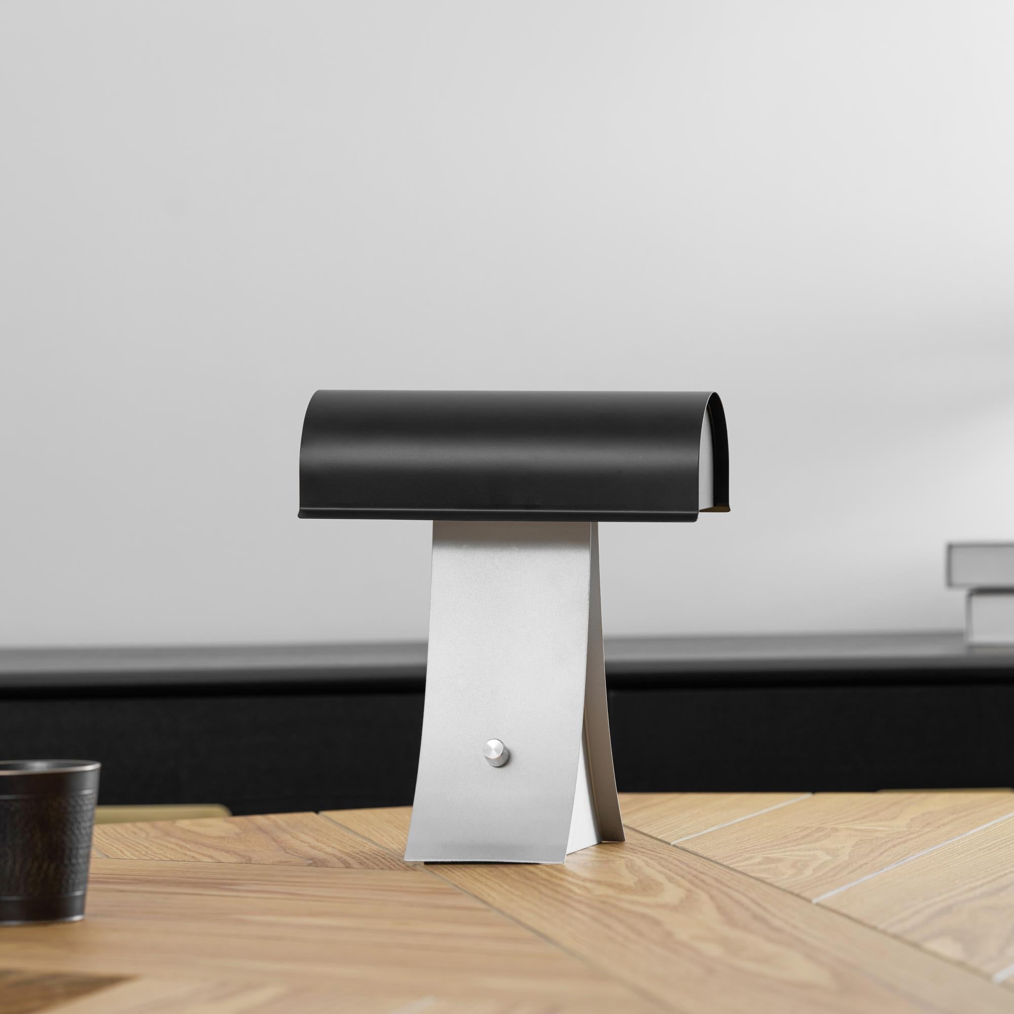 Archive Table Lamp D698