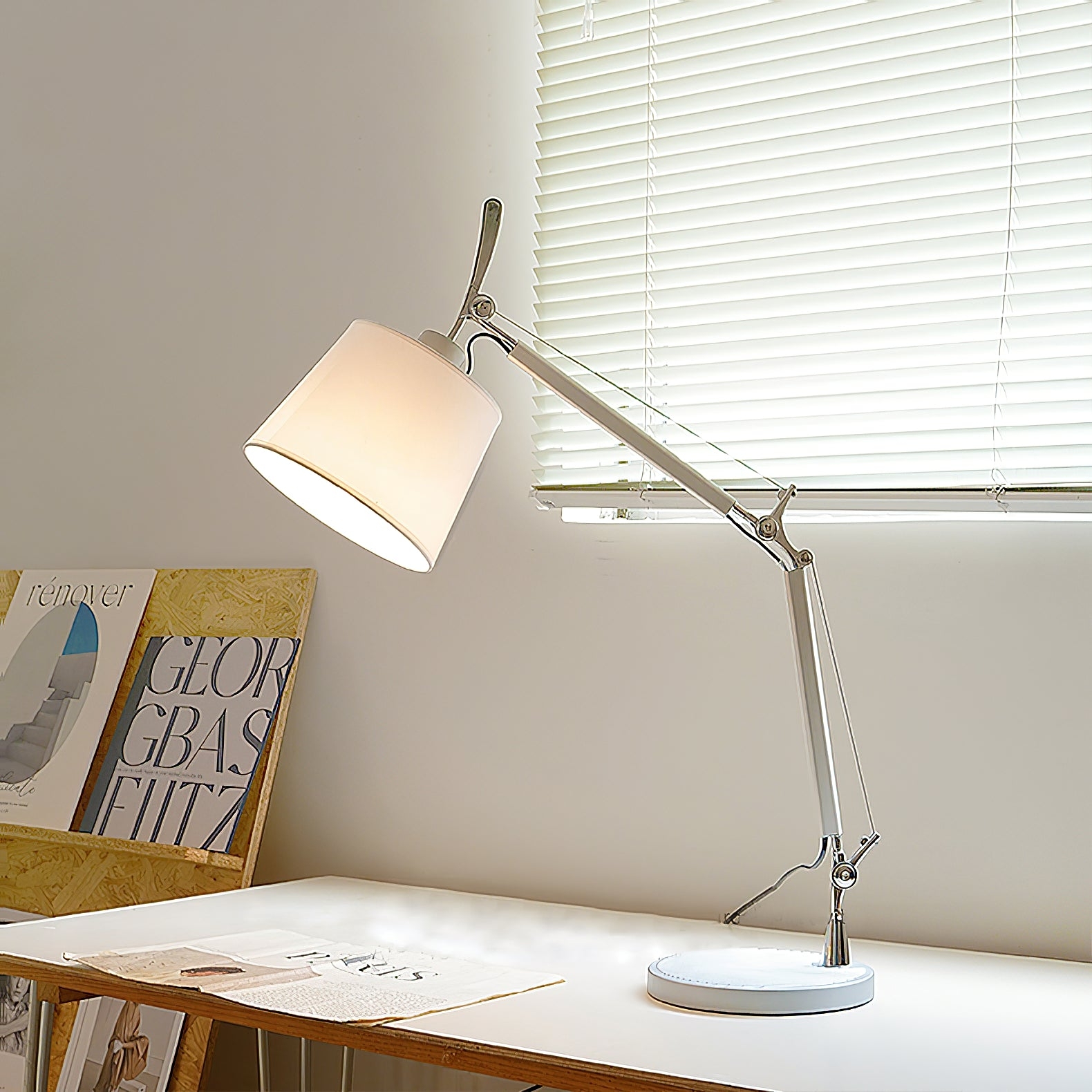 Velthea Table Lamp D714
