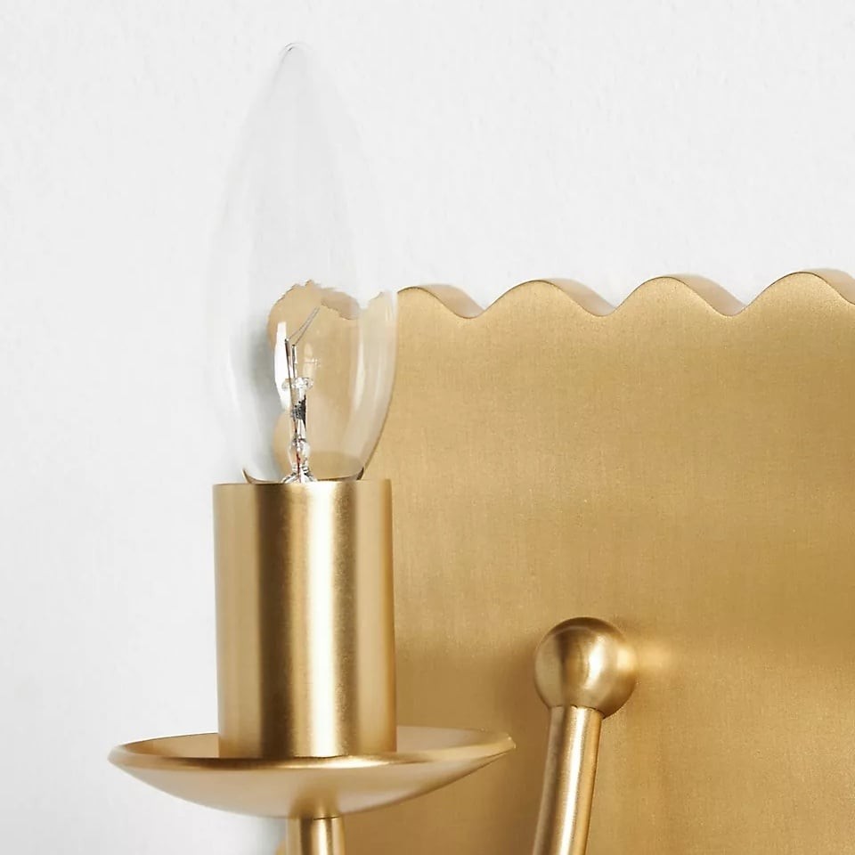 Modo Decorative Wall Light - Modern Wavy Metal Wall Sconce for Bedrooms and Hallways K1656