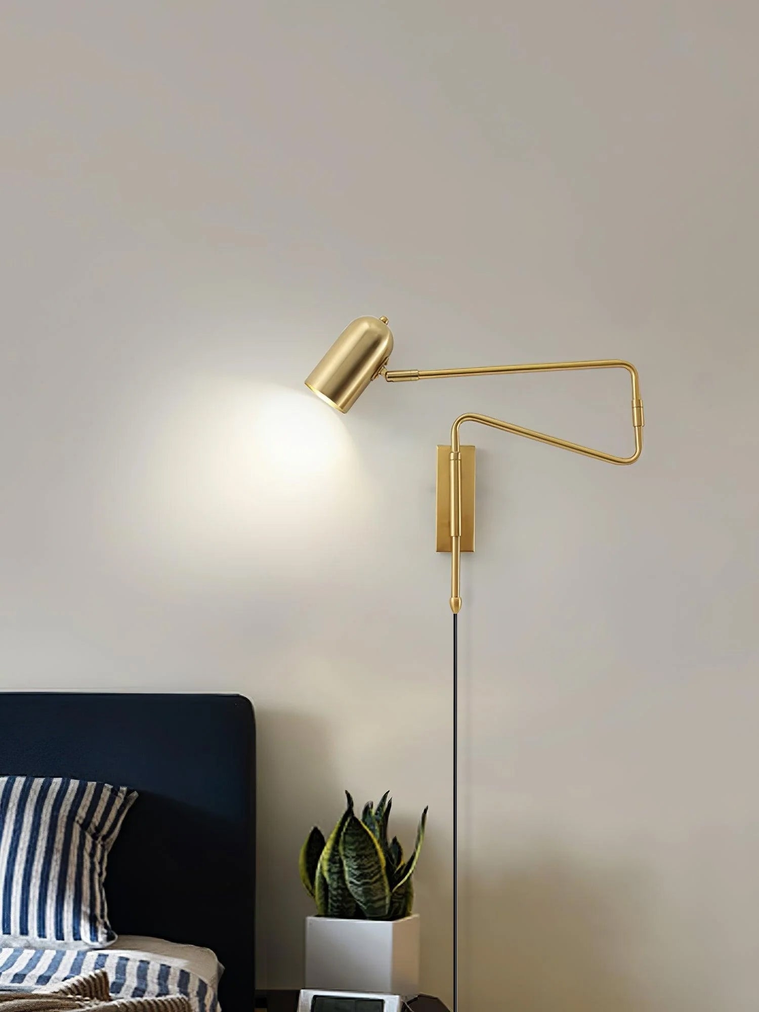 Adjustable Arm Plug In Wall Lamp D371