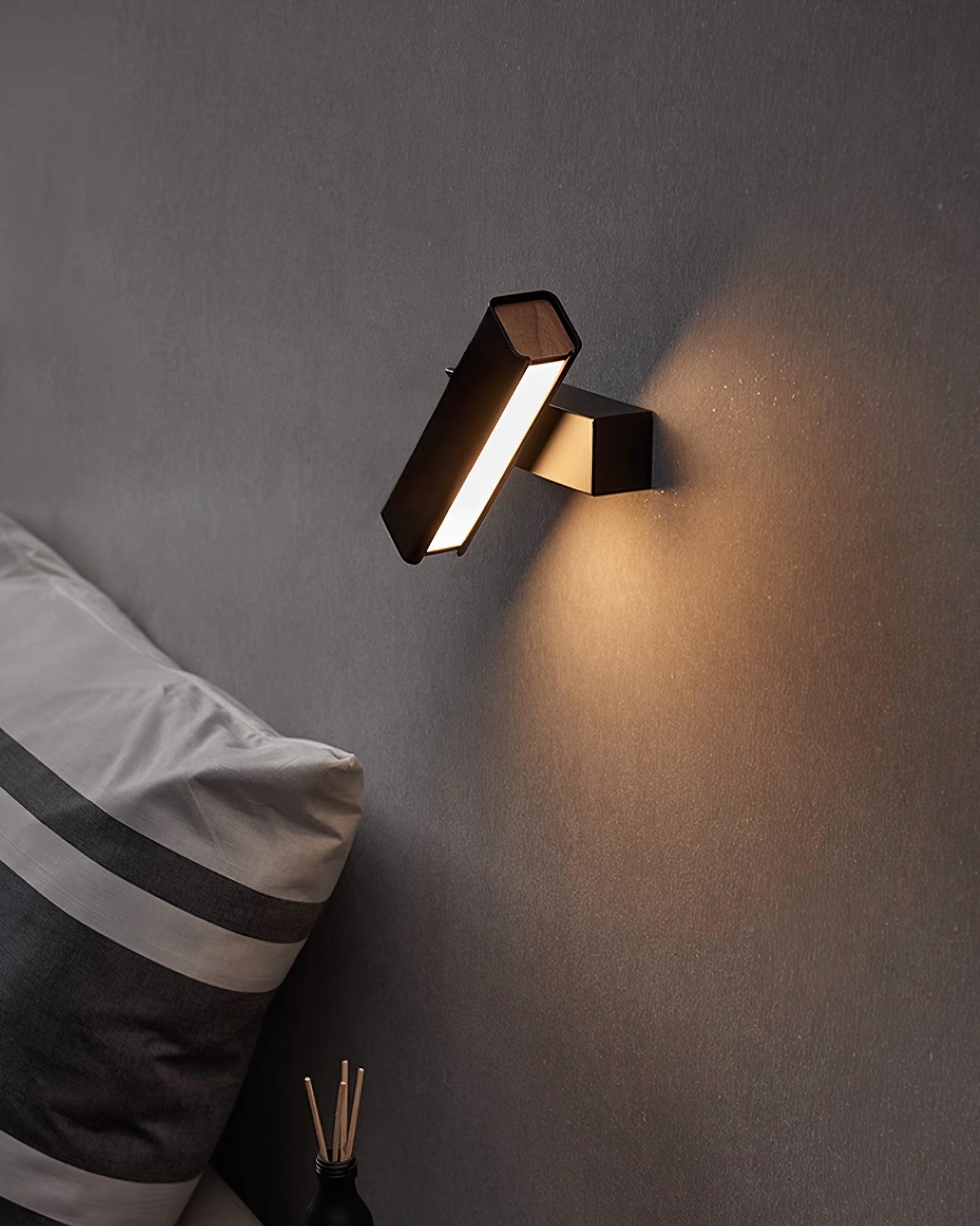 Nordic Art Bedroom Wall Lamp K544