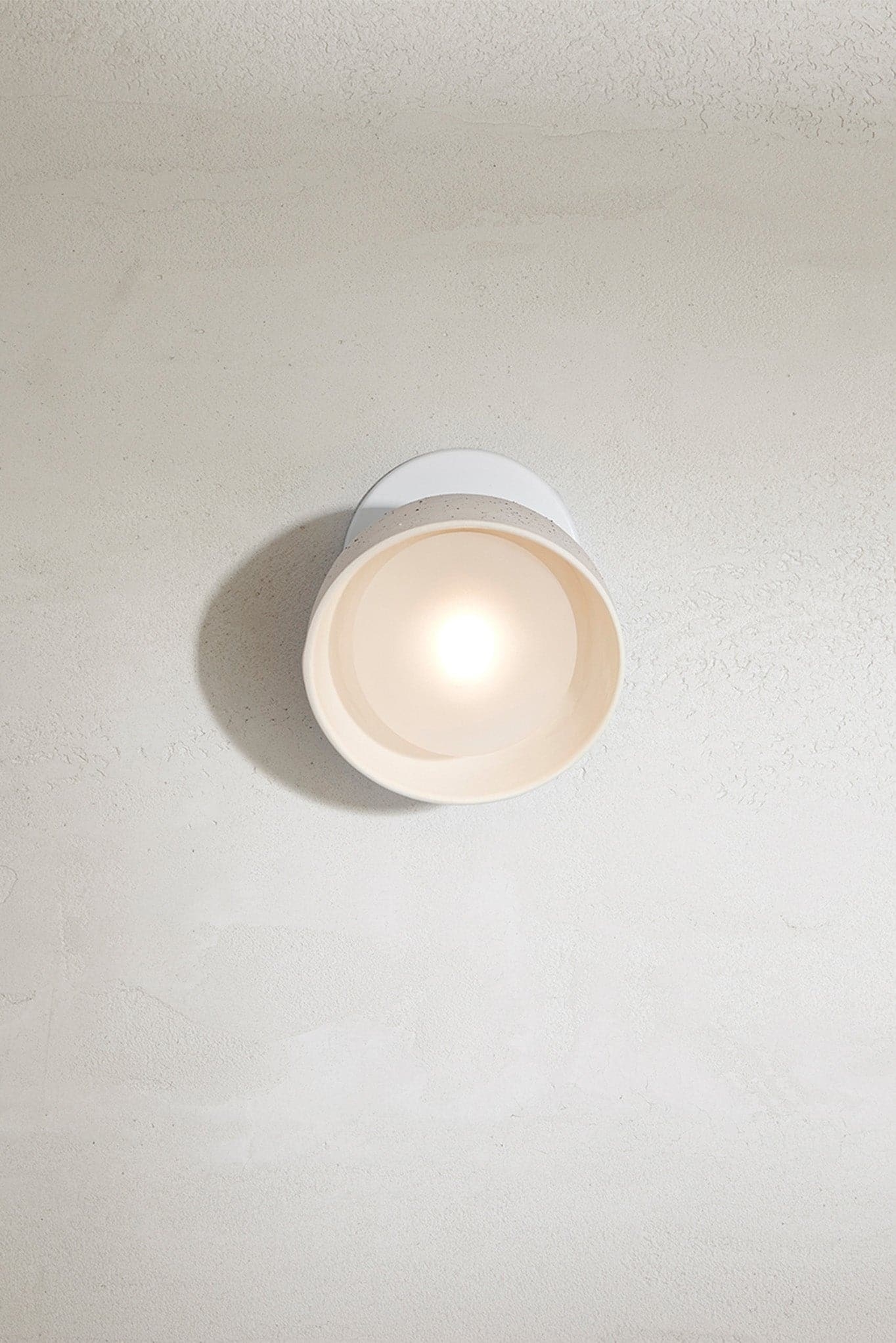 Terra Surface Wall Lamp D670