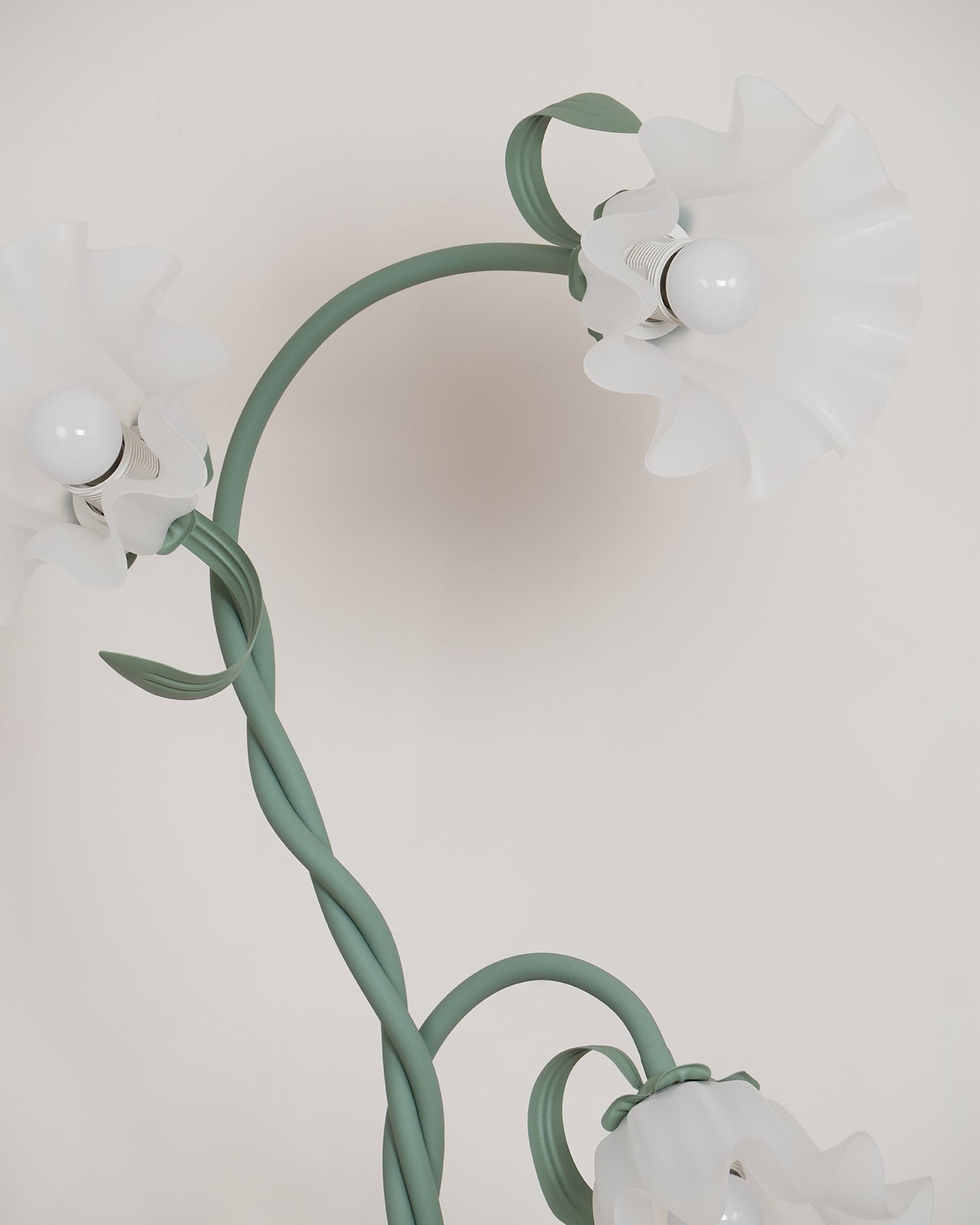 Creative Multi-Head Winding Flower Shape Floor Lamp K286