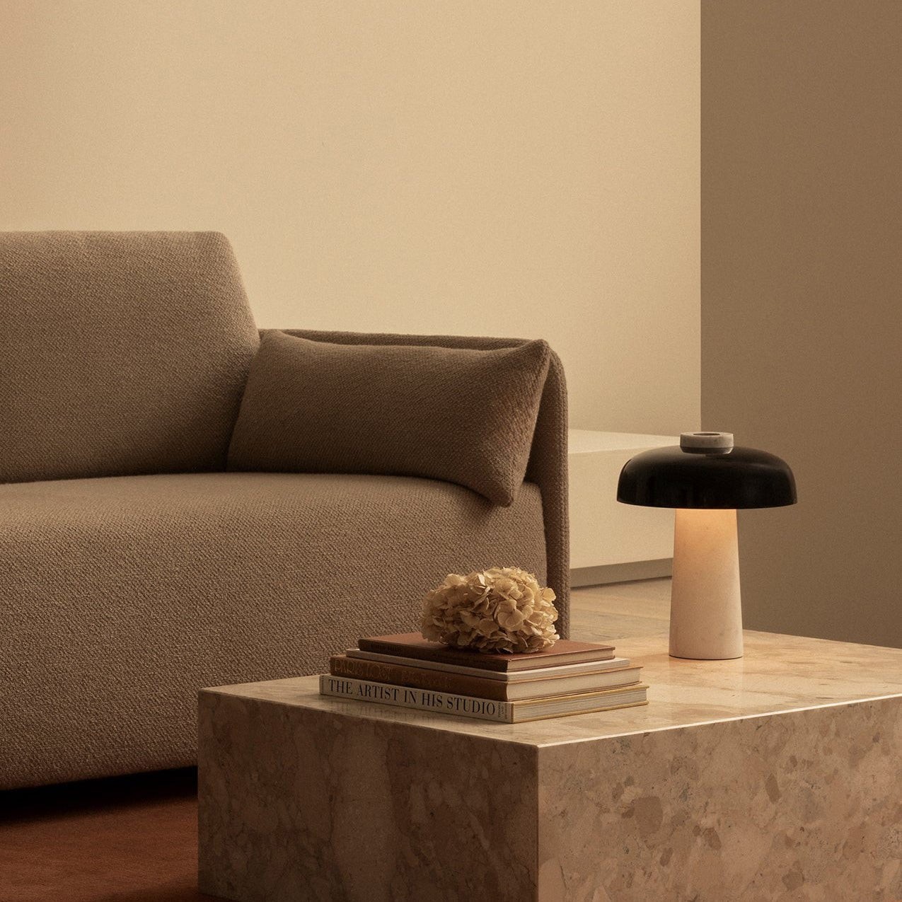 Metal Mushroom Natural Texture Table Lamp K689