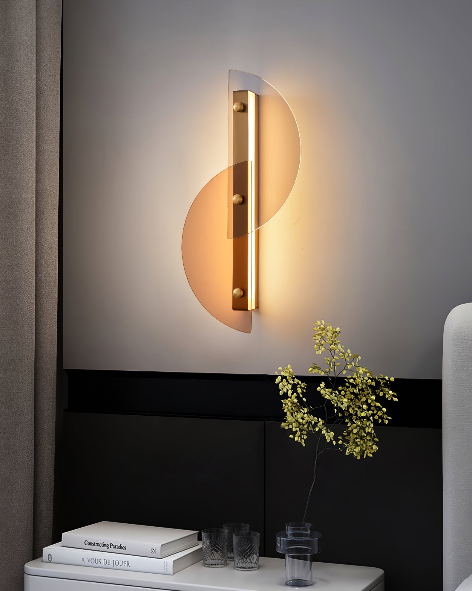 Simple Fan-Shaped Glass Arc Wall Lamp K575