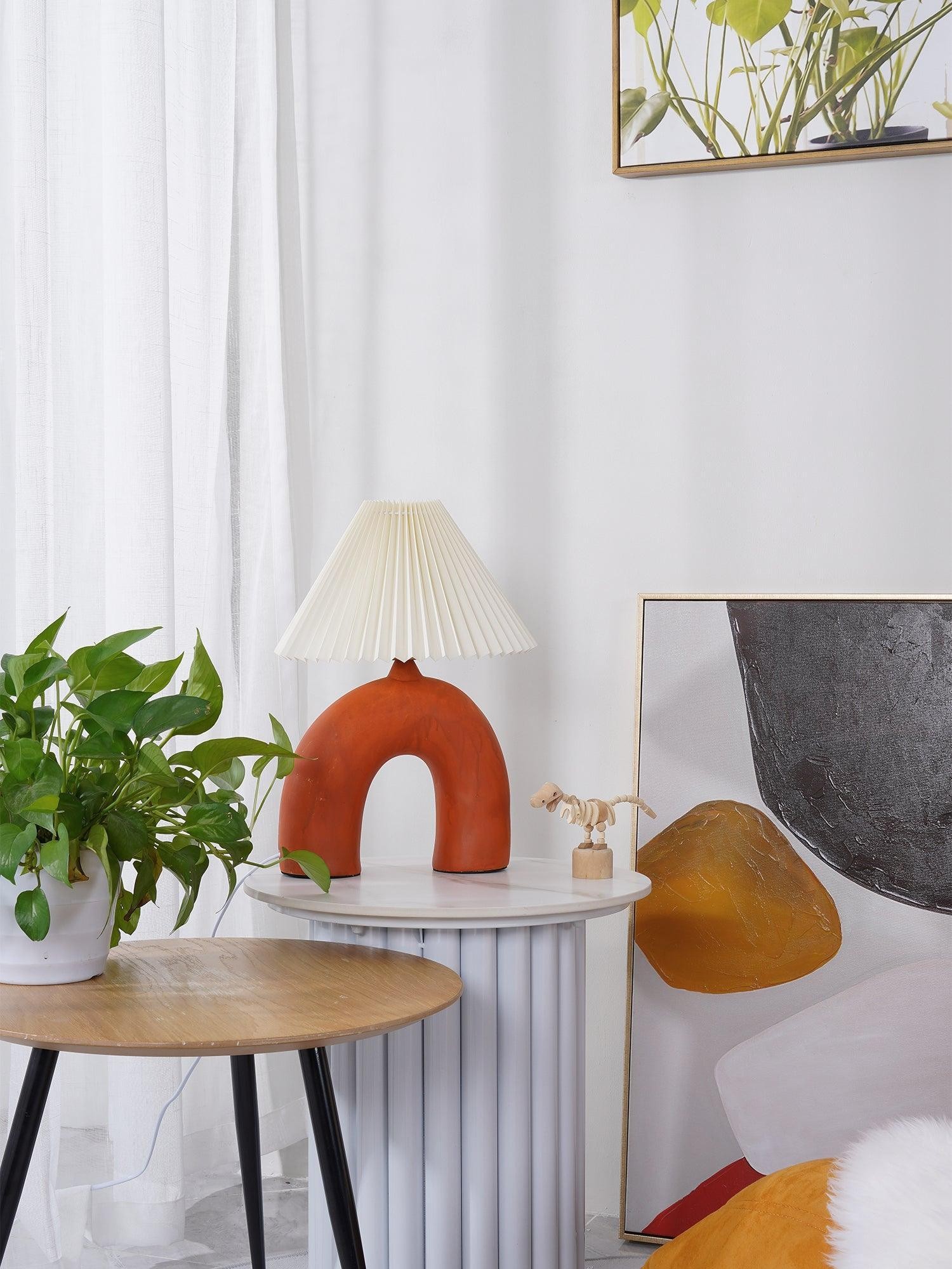 Arched Pleated Table Lamp K238