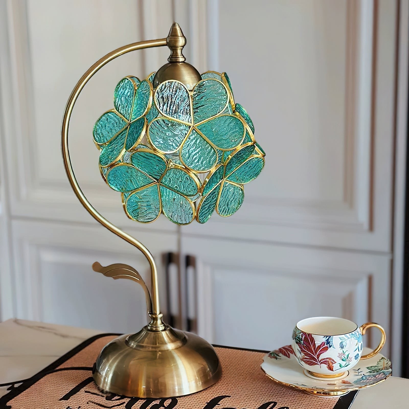Petal Eye-Care Glass Table Lamp K246