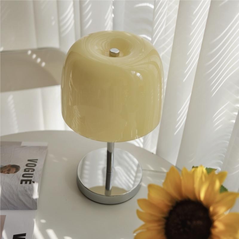 Bauhaus Minimalist Vintage Table Lamp K24