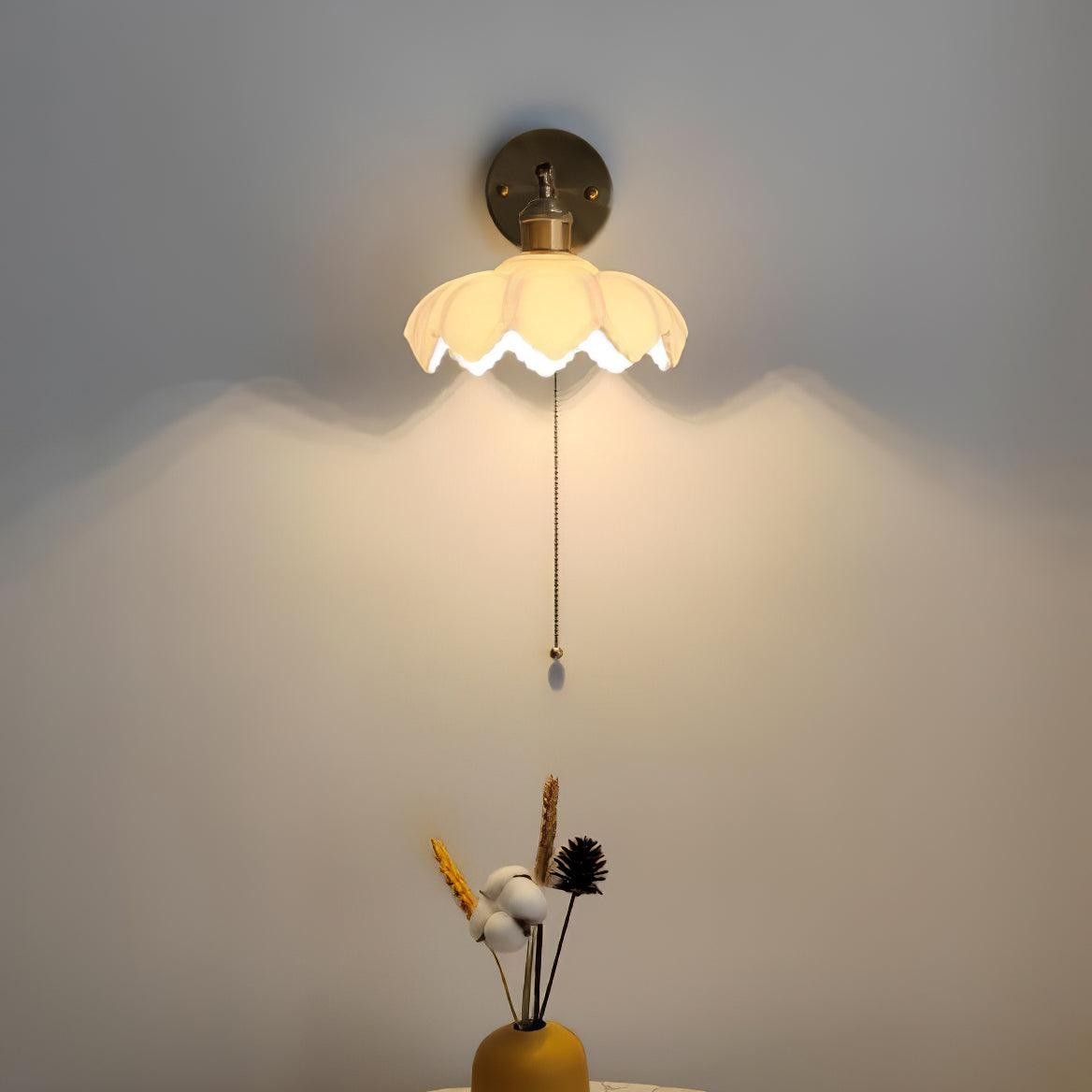 Lotus Rotatable Wall Lamp K465