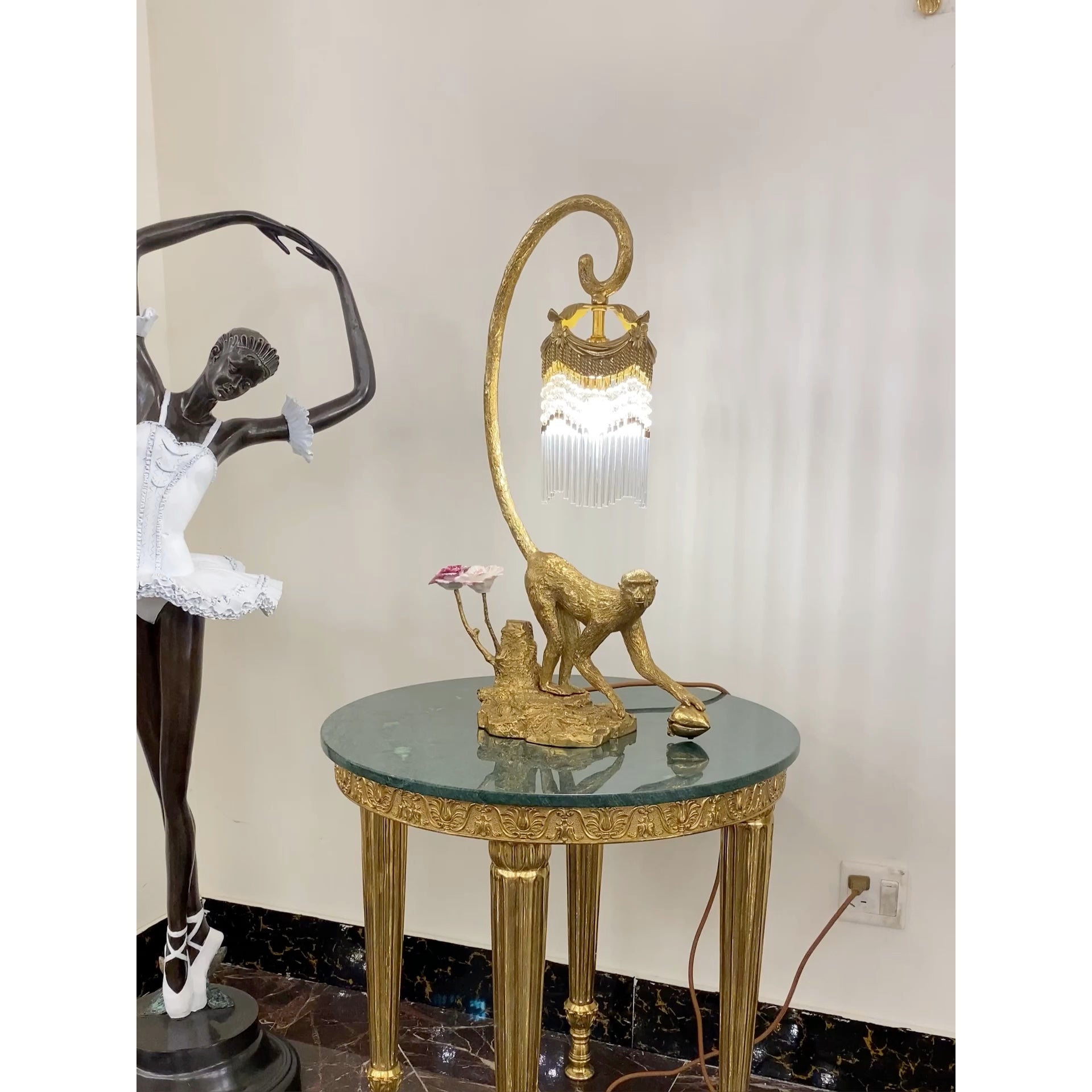 Zira Table Lamp D748