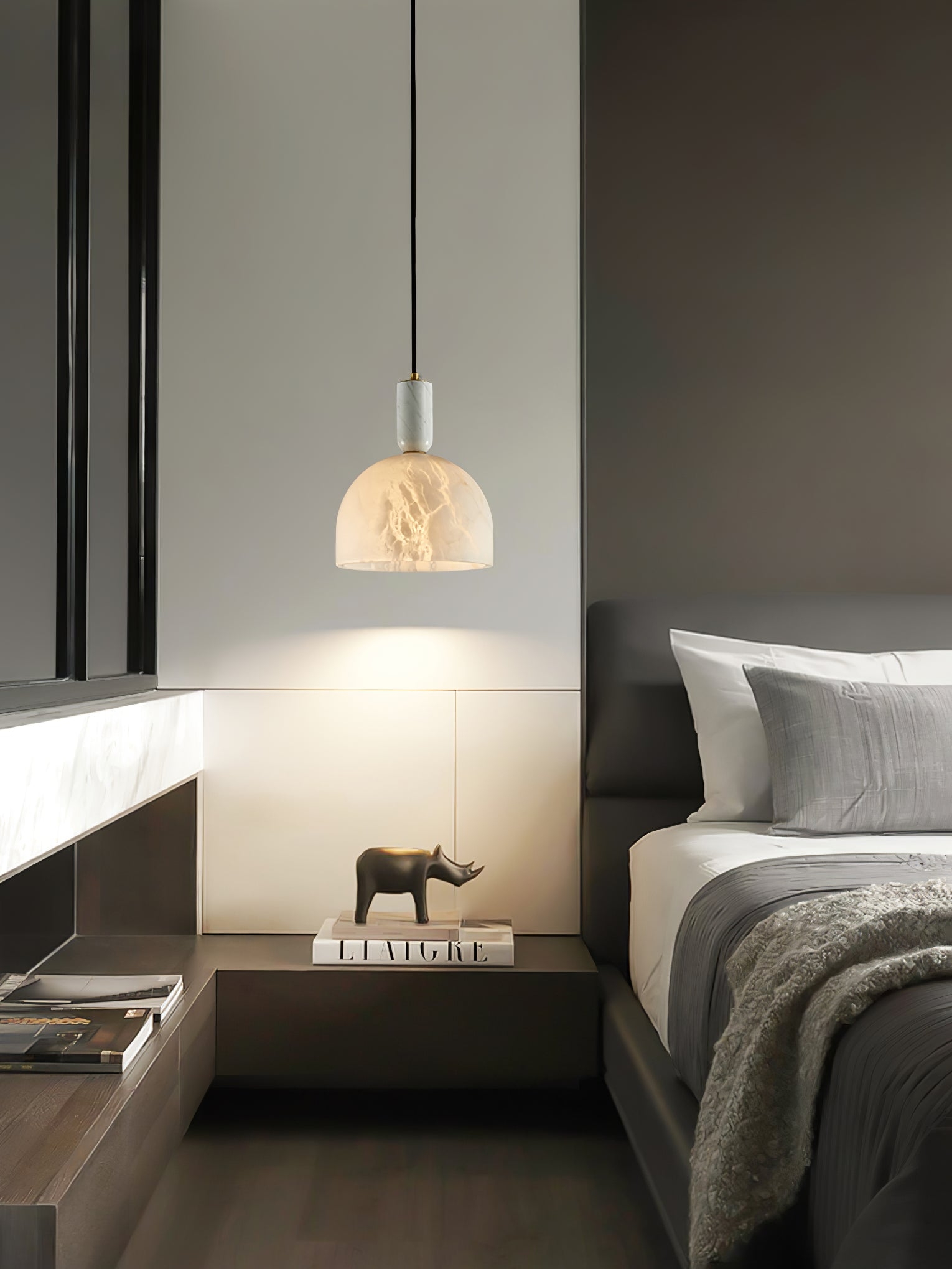 Blair Alabaster Pendant Light D355