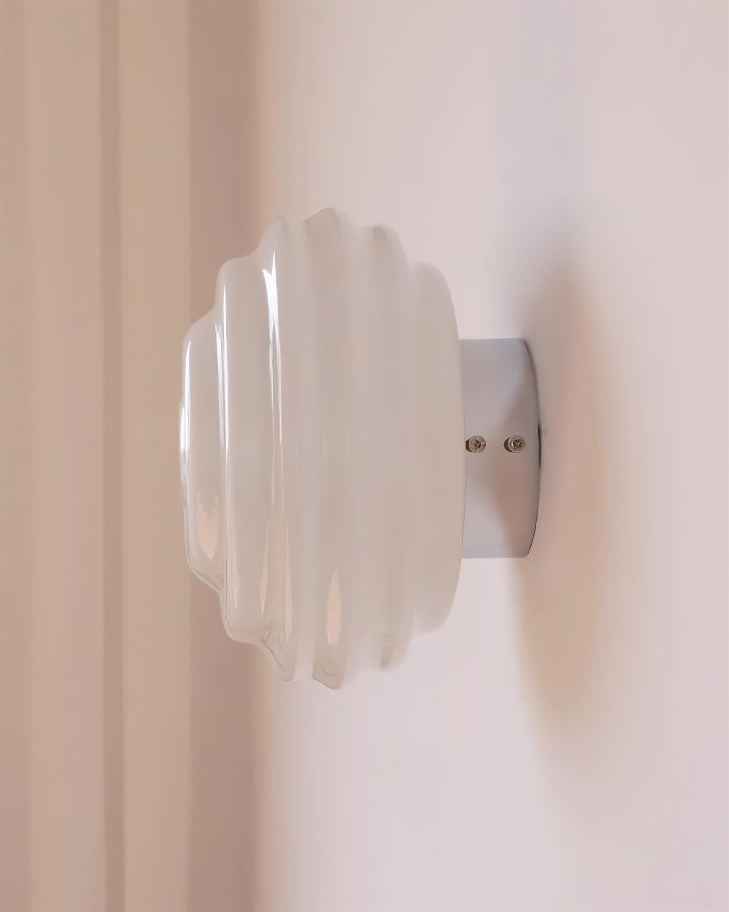 Beverly Wall Light D18