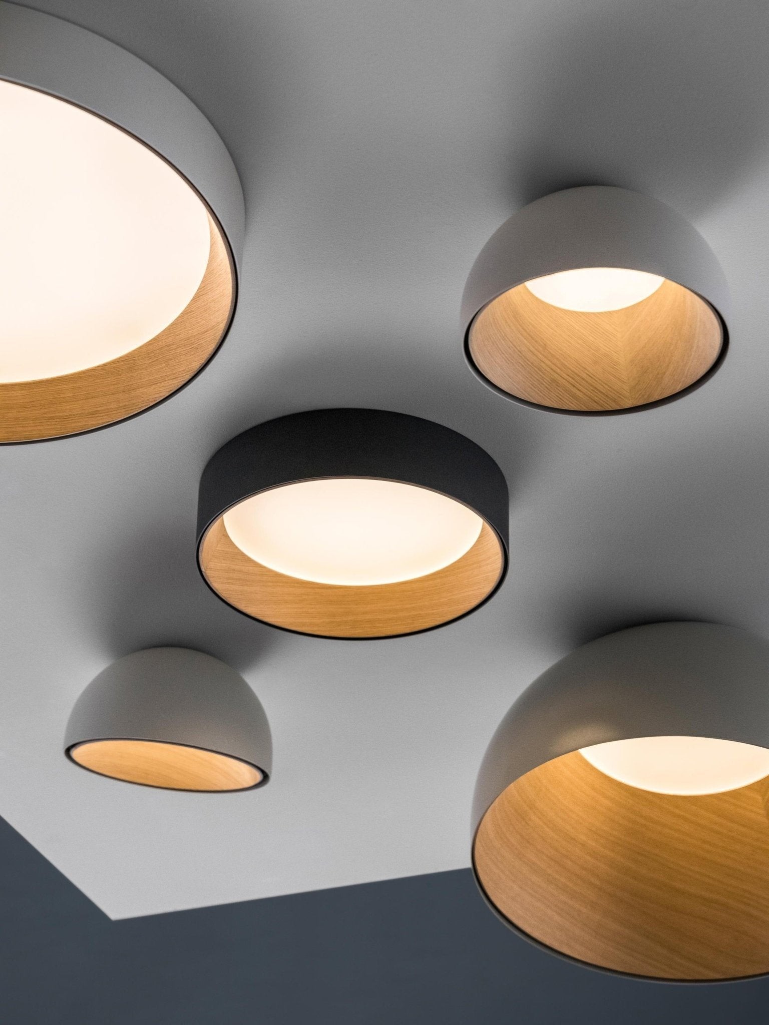 Japanese Minimalist Creative Wood Grain Round LED Ceiling Lamp K647