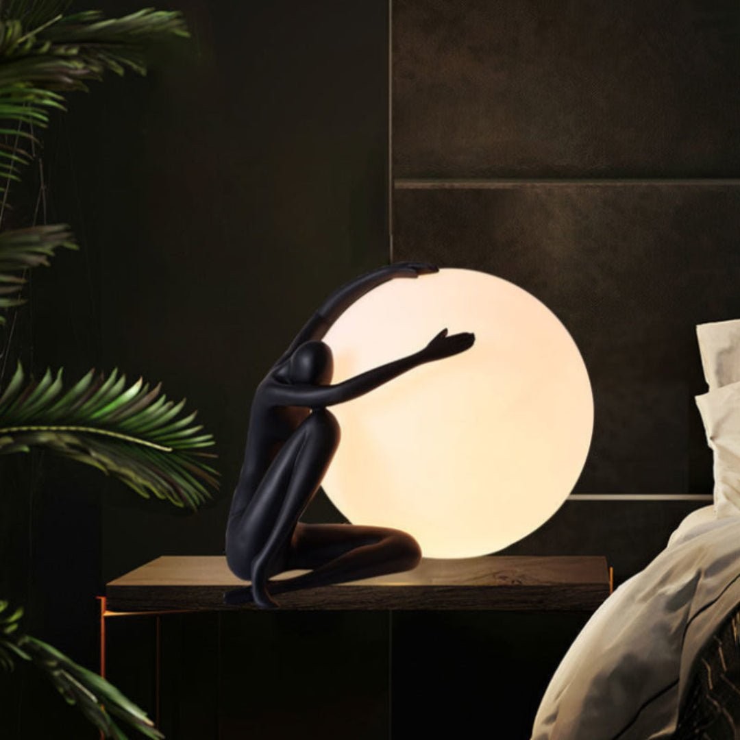 Humanoid Ball Holding Table Lamp K217