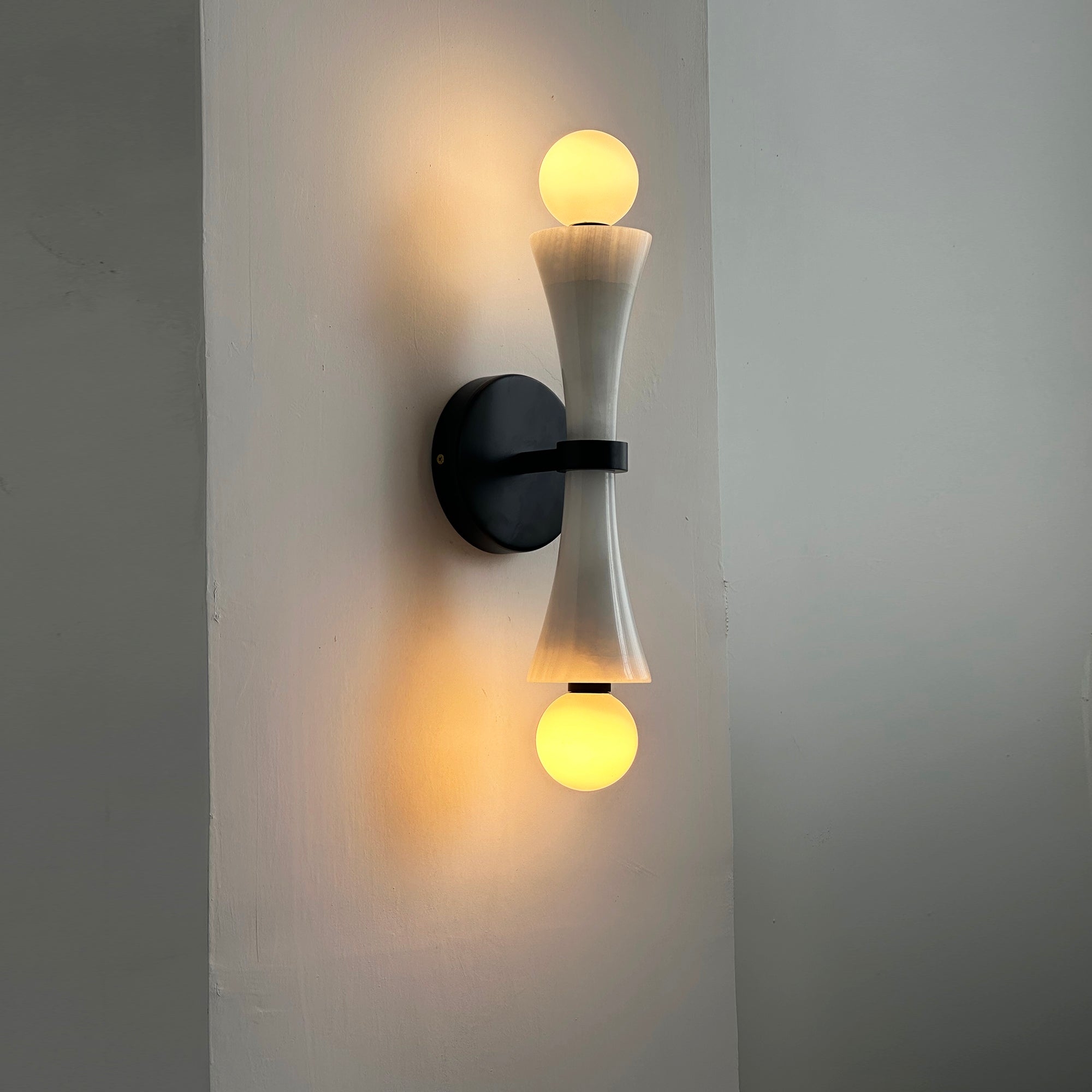 Dax Wall Lamp D642