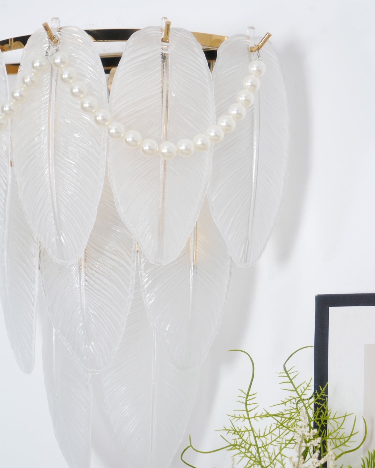 Feather Pearl Wall Lamp K1020