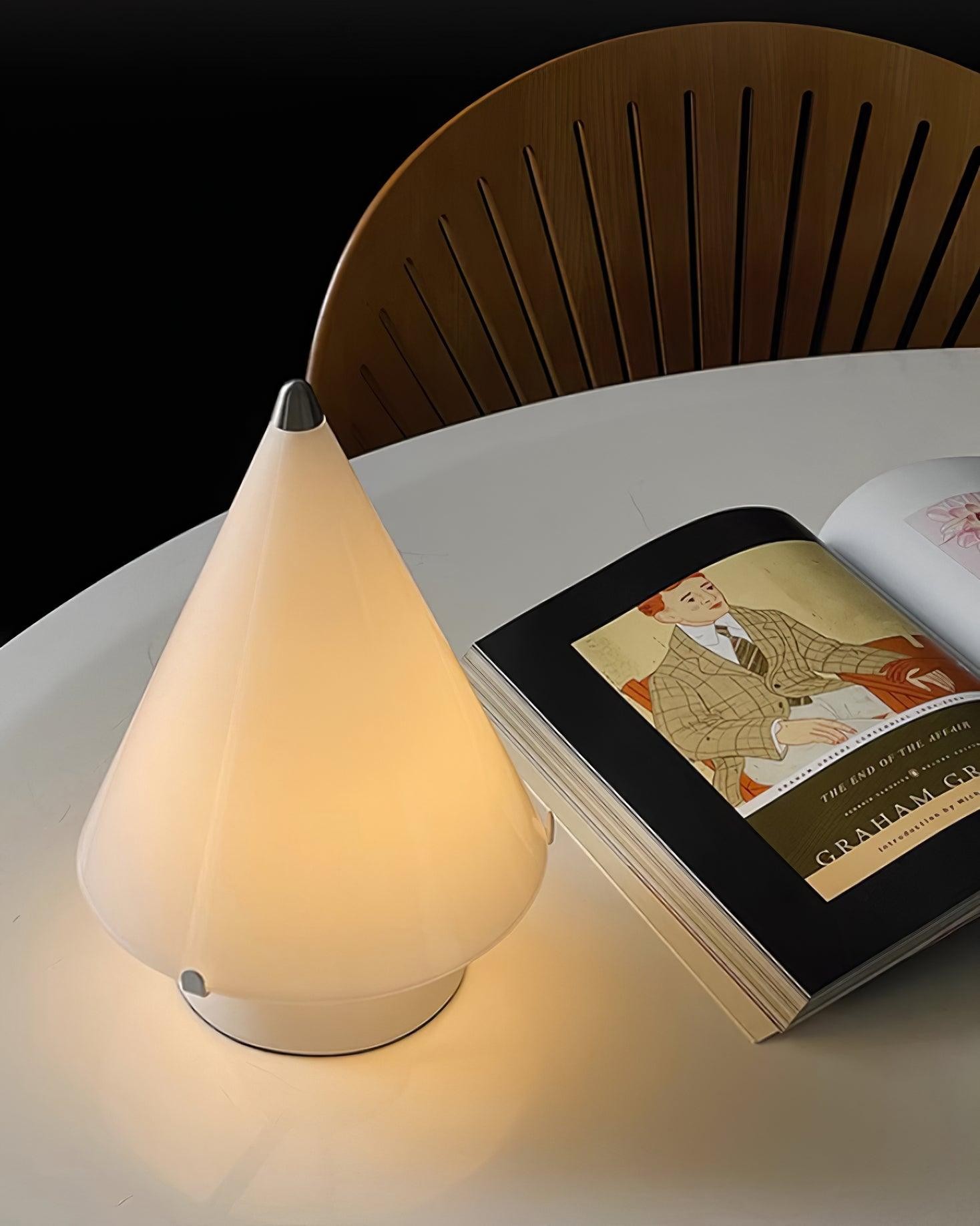 Spire-shaped Practical Fashionable Table Lamp K514