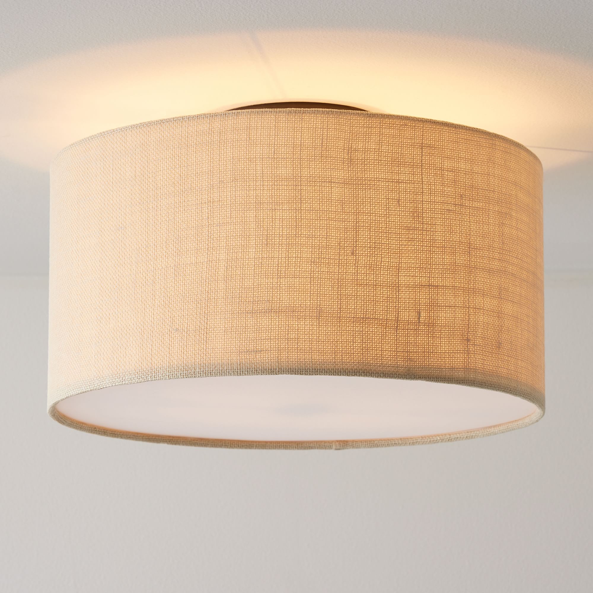 Jelvane Modern Fabric Shade Flushmount – Elegant Drum Ceiling Light for Any Room K1148
