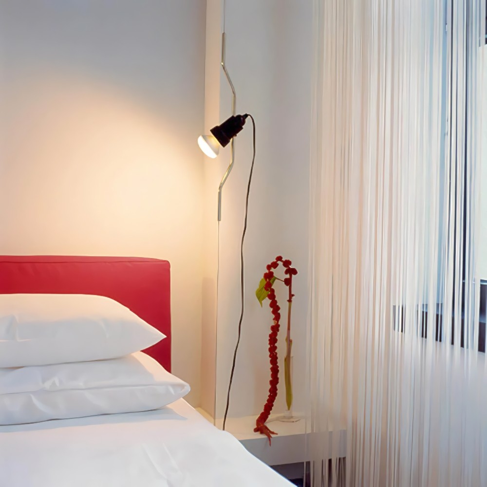 Modern Linear Adjustable Corner Ceiling Lamp K799