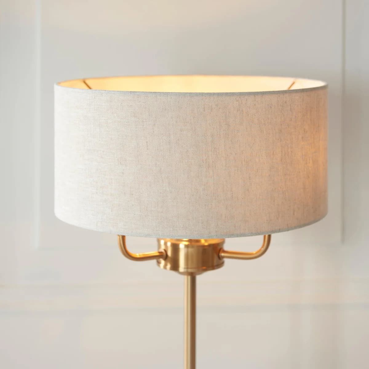 Tela 1‑Light and 3‑Light Table Lamp - Modern Linen & Metal for Living Room K1814