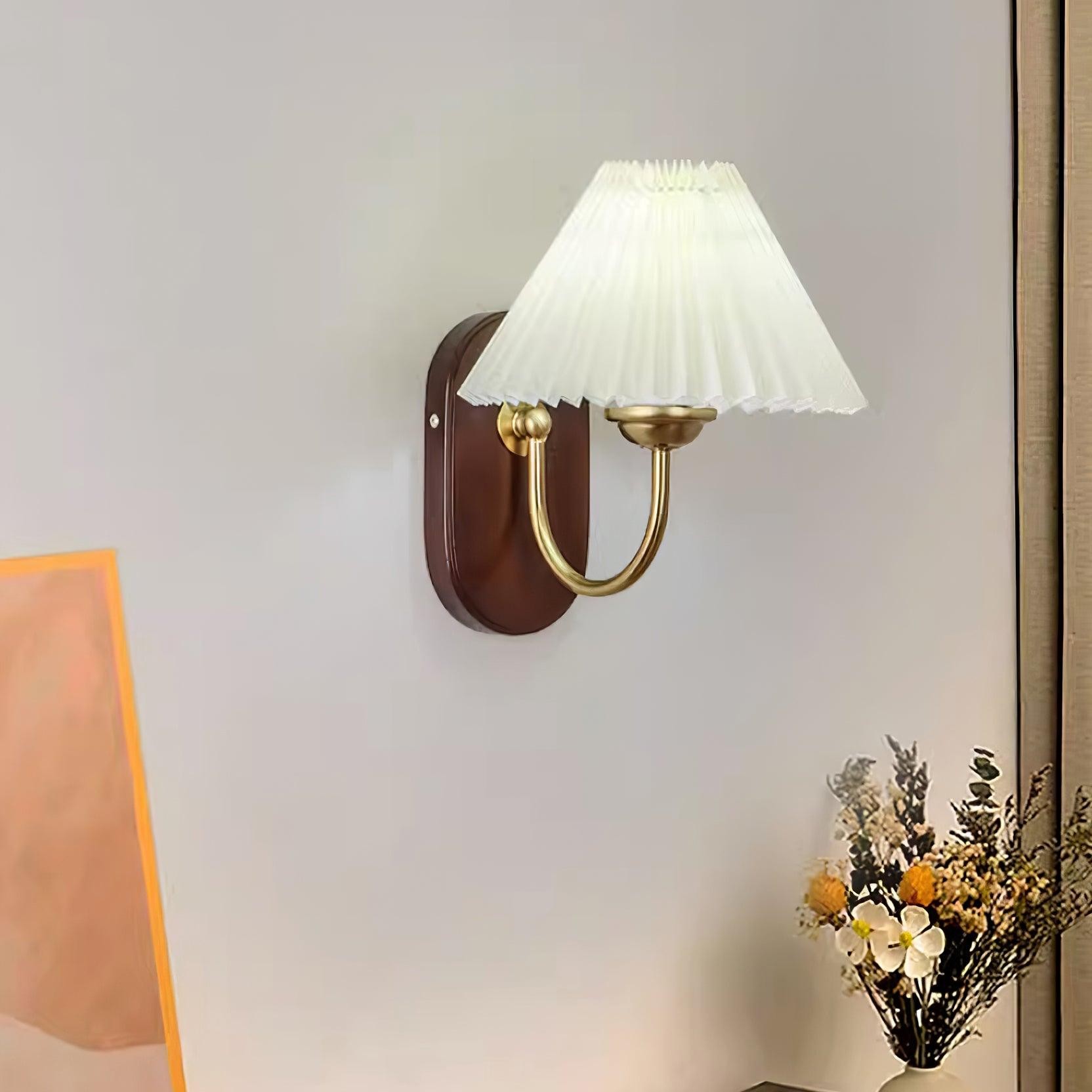 Modern Fashion Wall Lamp for Bedroom K466
