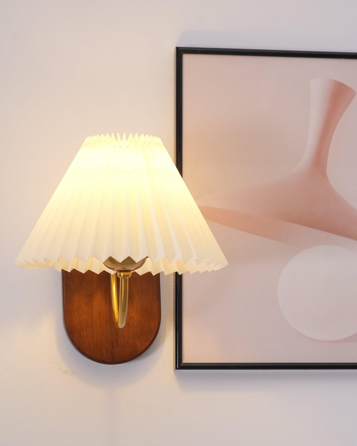 Modern Fashion Wall Lamp for Bedroom K466