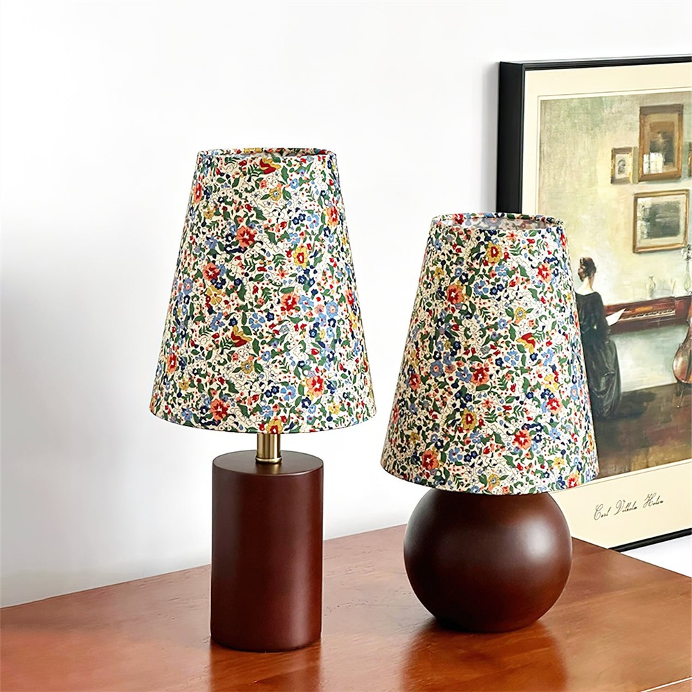 French Fabric Floral Wood Small Table Lamp For Bedroom K810