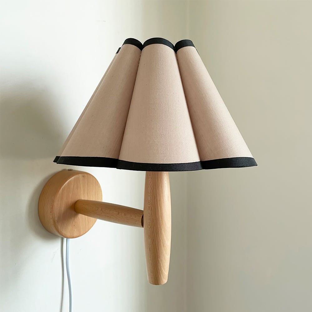 Vintage Fluted Plug In Wall Lamp K1093