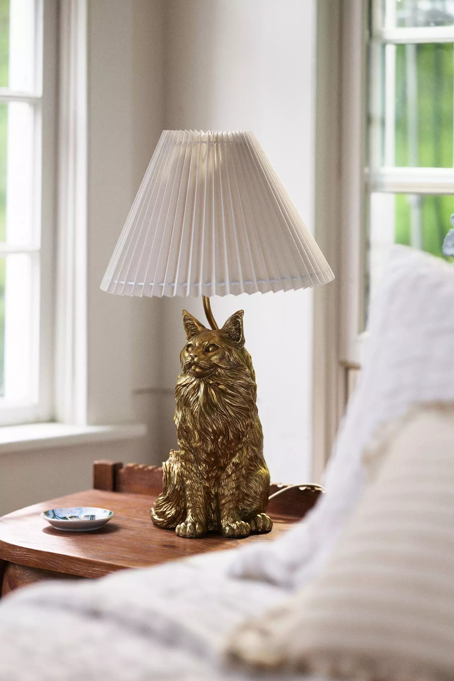 Pawdia Animal Decorative Table Lamp - Figurine Stylish Lamp for Kids Room or Bedroom K1248