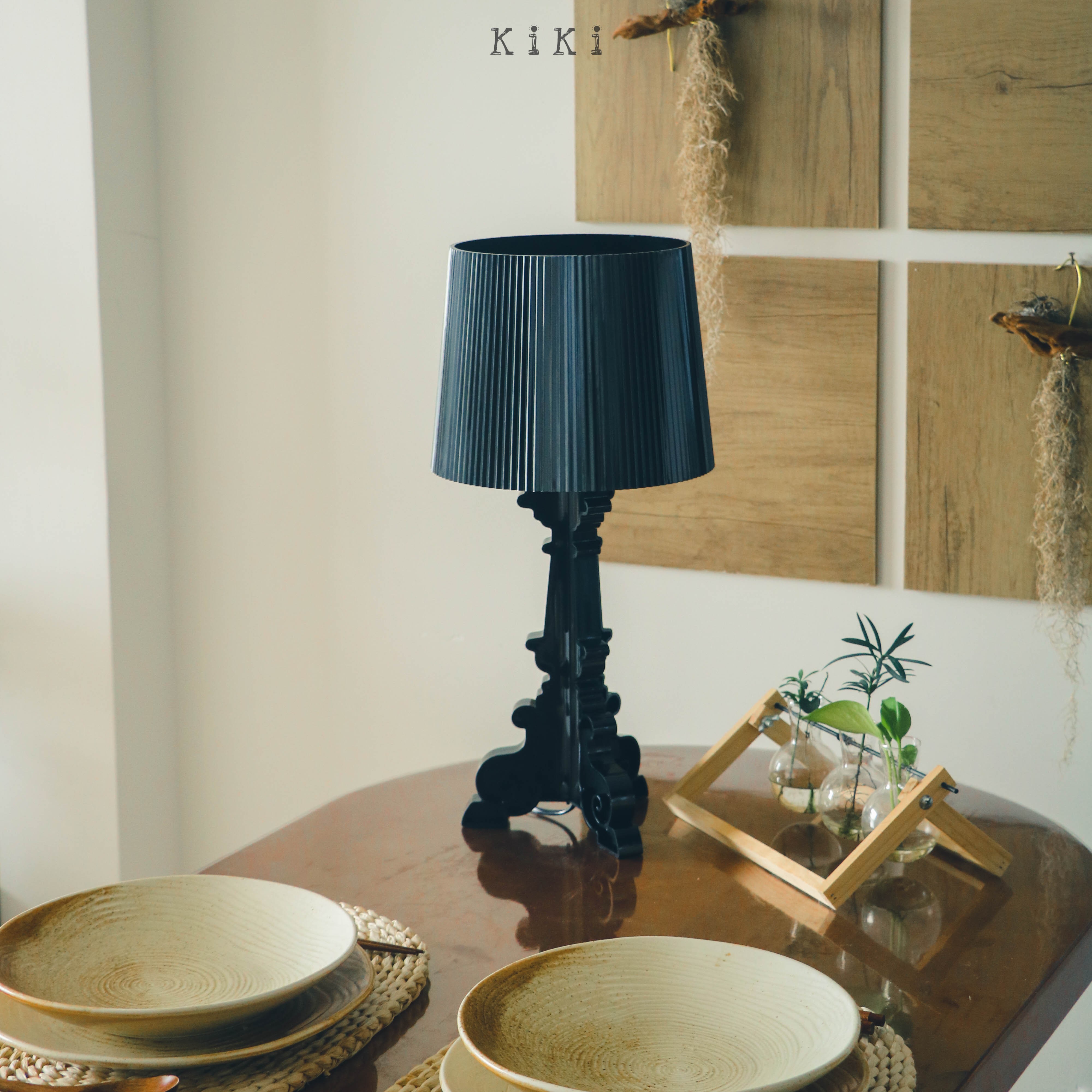 Bourgie Table Lamp