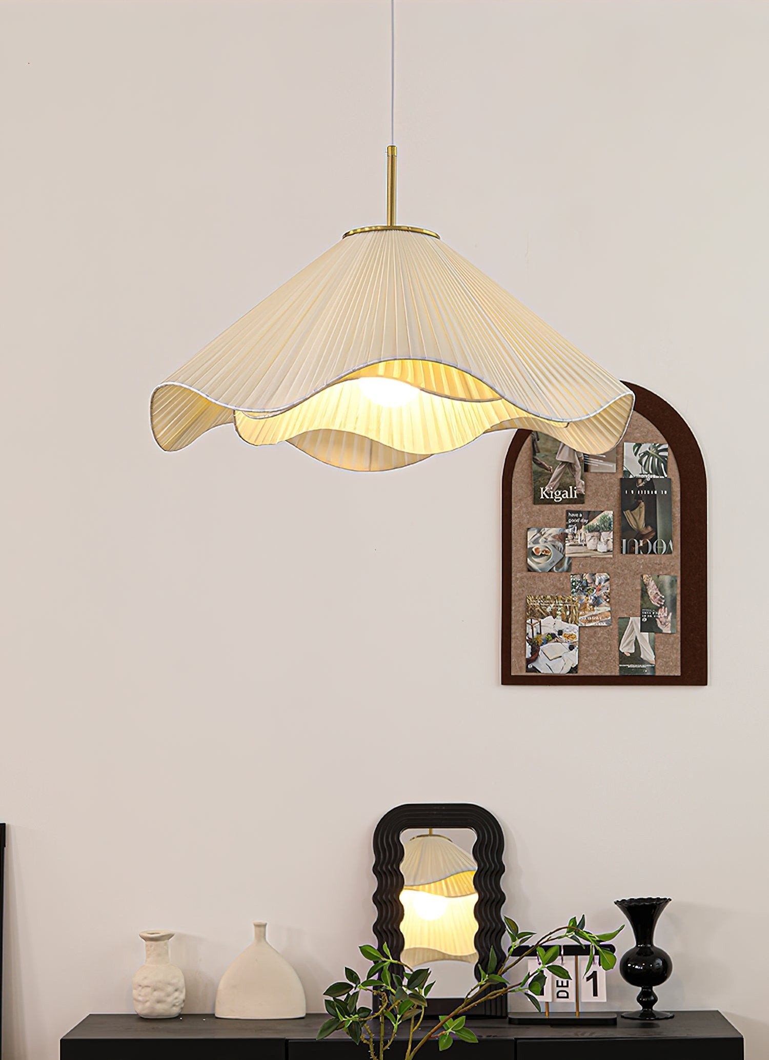 Nordic Cream Style Floral Pendant Lamp K363