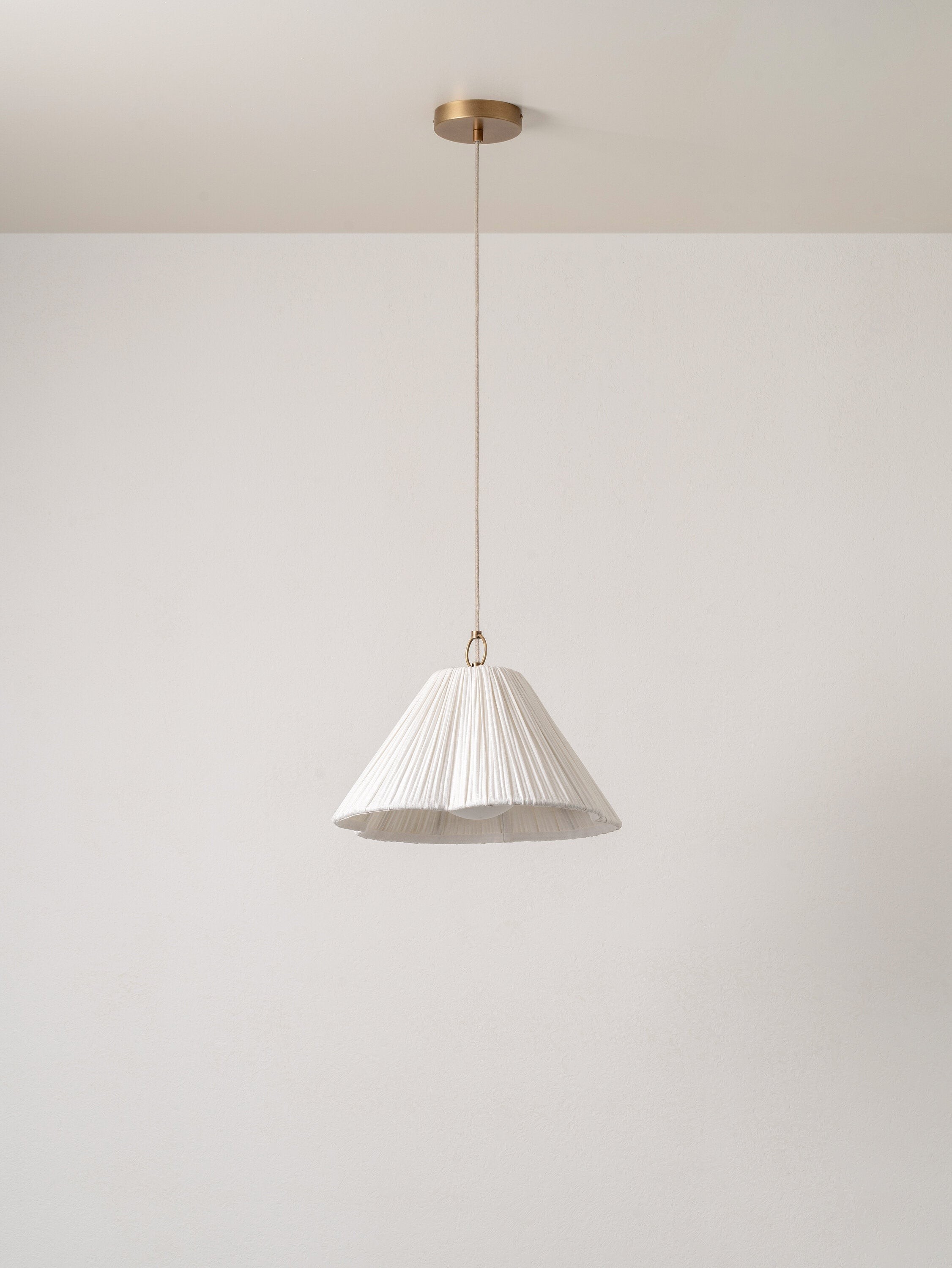 Scalloped Fabric Pendant Light – Floral-Inspired Pleated Shade For Any Room K1573