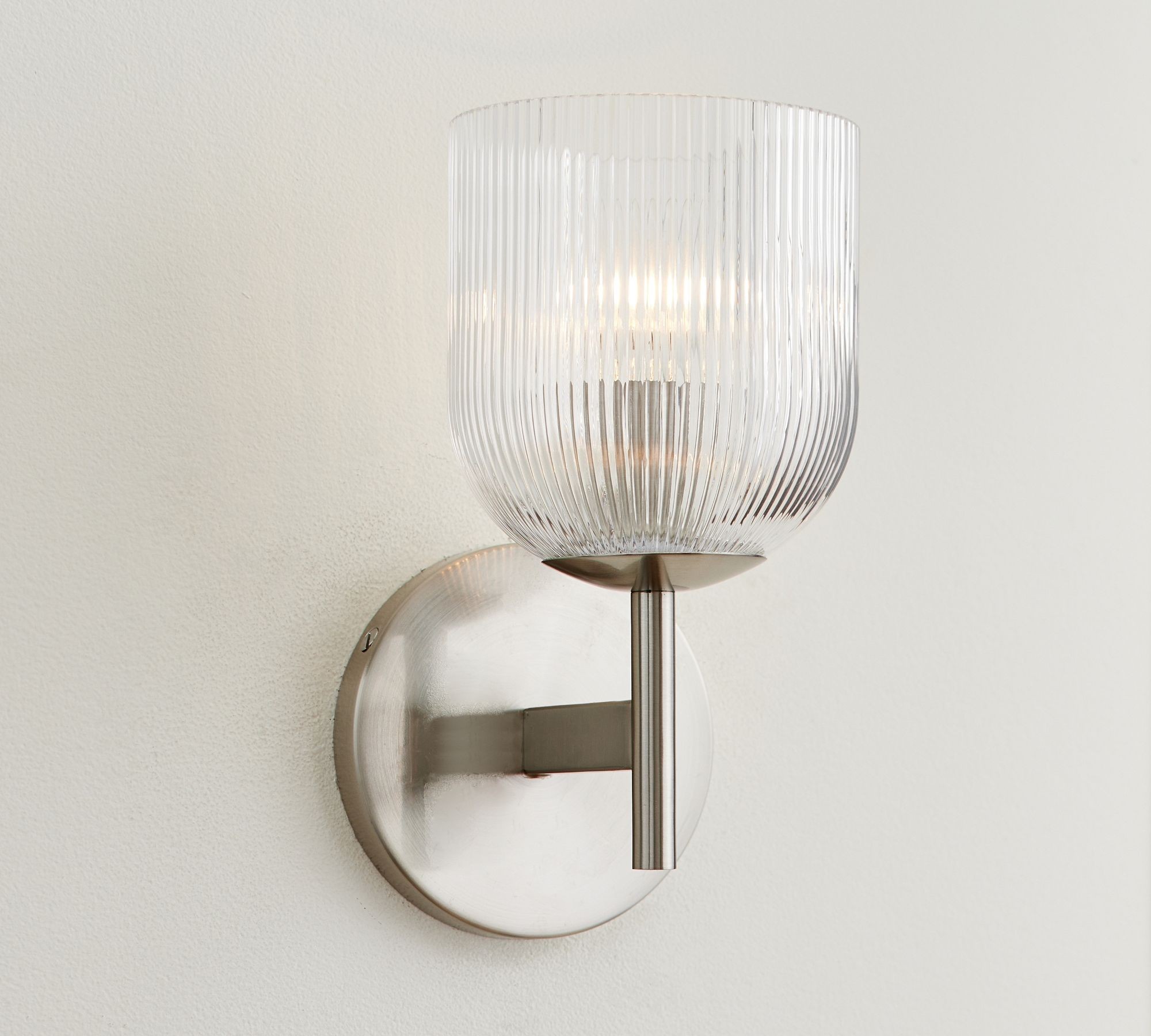 Bravira Ribbed Glass Wall Sconce - Wall Light for Living Room and Hallway K1326