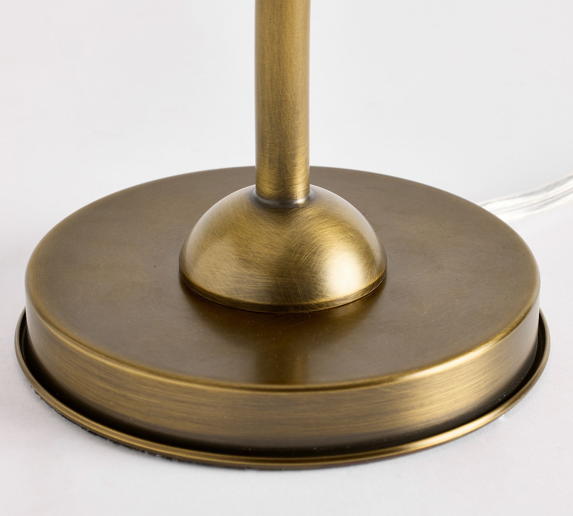 Luvora Pleated Table Lamp – Classic Design for Home & Office Spaces K1307