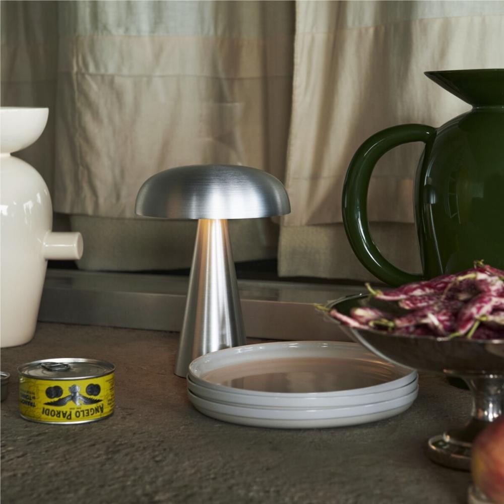 Como SC53 Portable Table Lamp