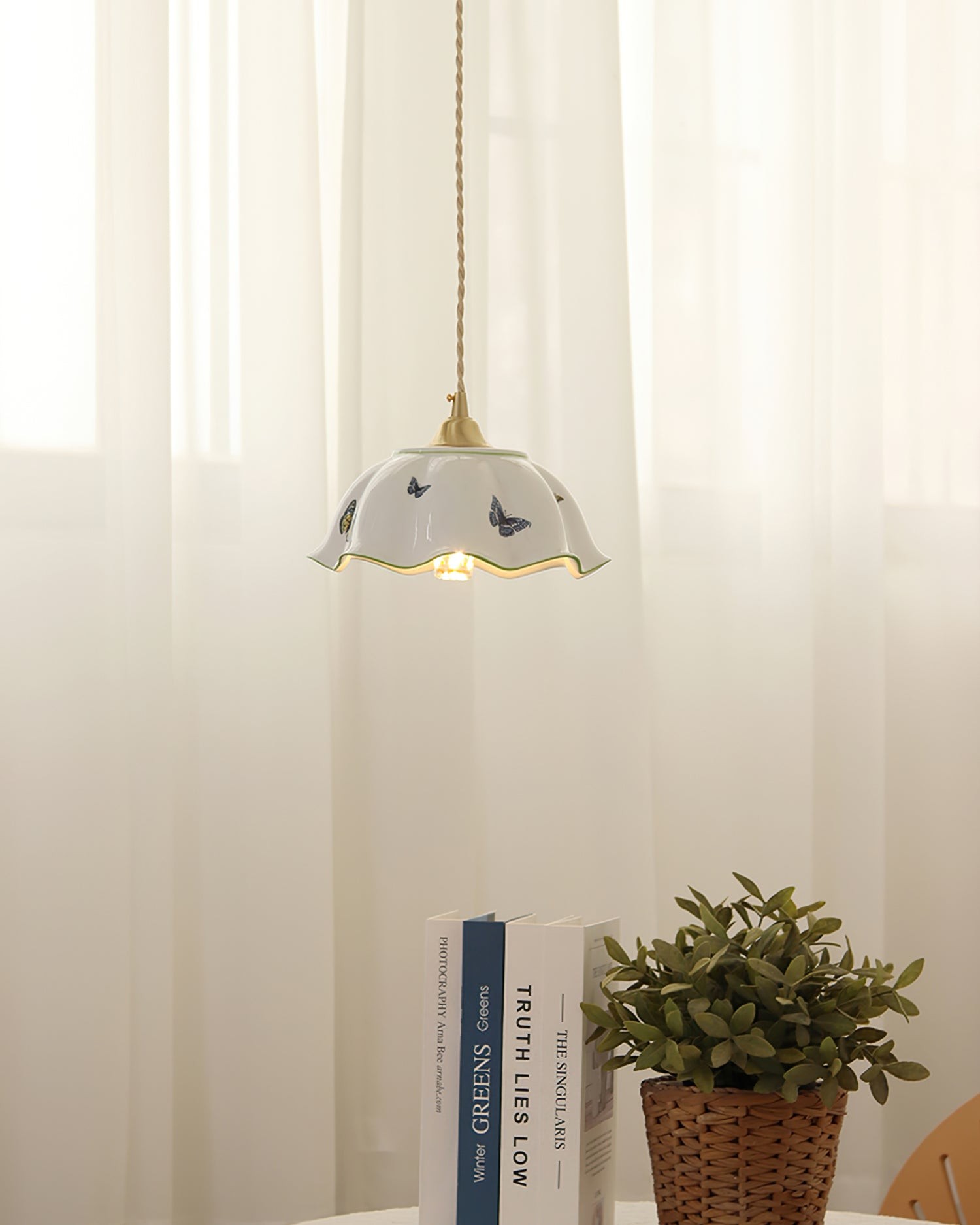 Butterfly Ceramic Pendant Lamp K985