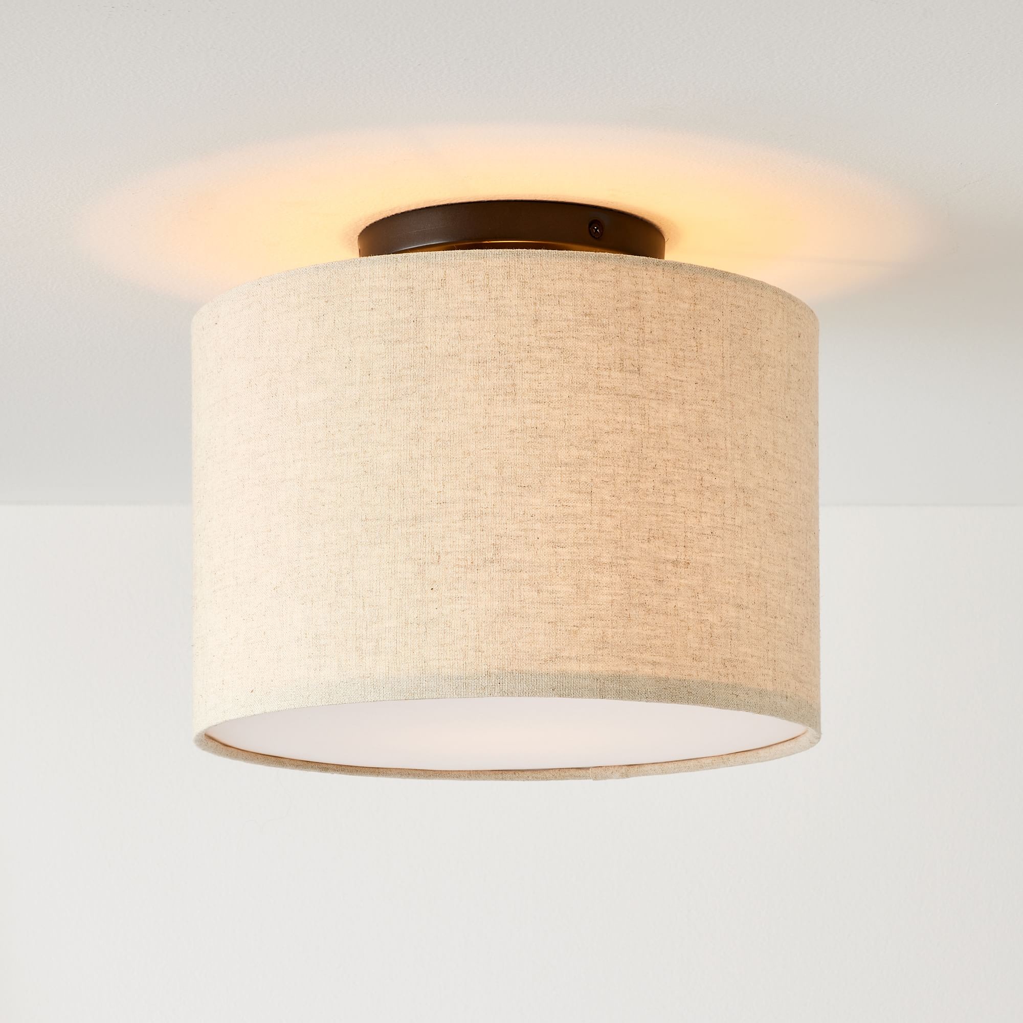 Jelvane Modern Fabric Shade Flushmount – Elegant Drum Ceiling Light for Any Room K1148