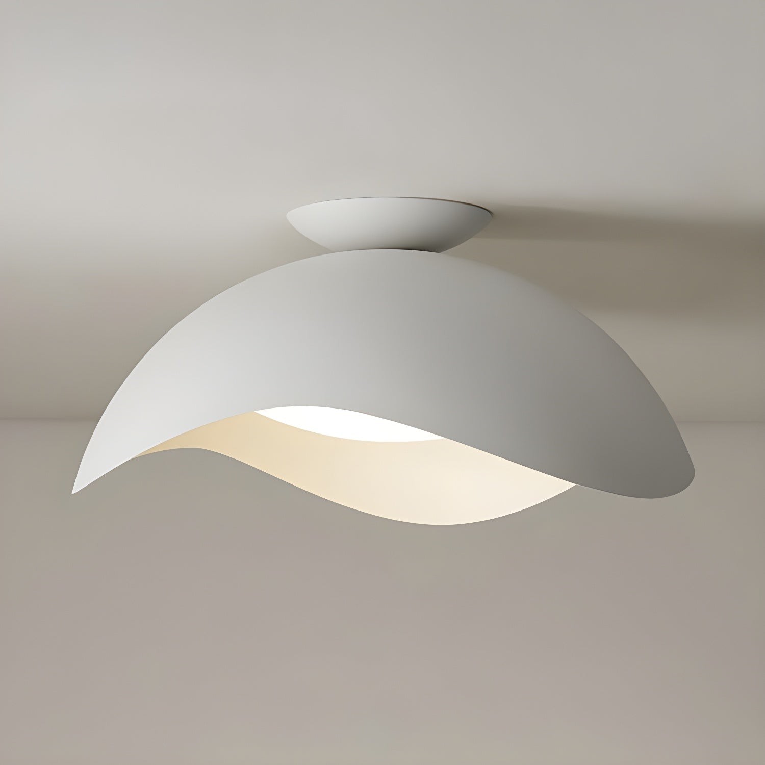 Simple Wave Ceiling Light K661