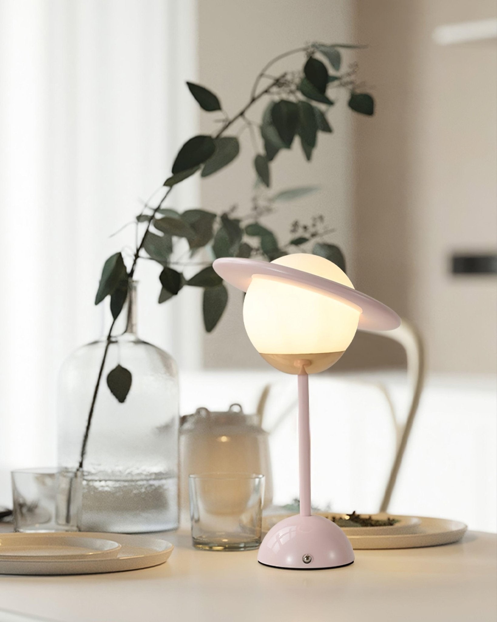 Creative Saturn Planet Table Lamp for Bedroom K657