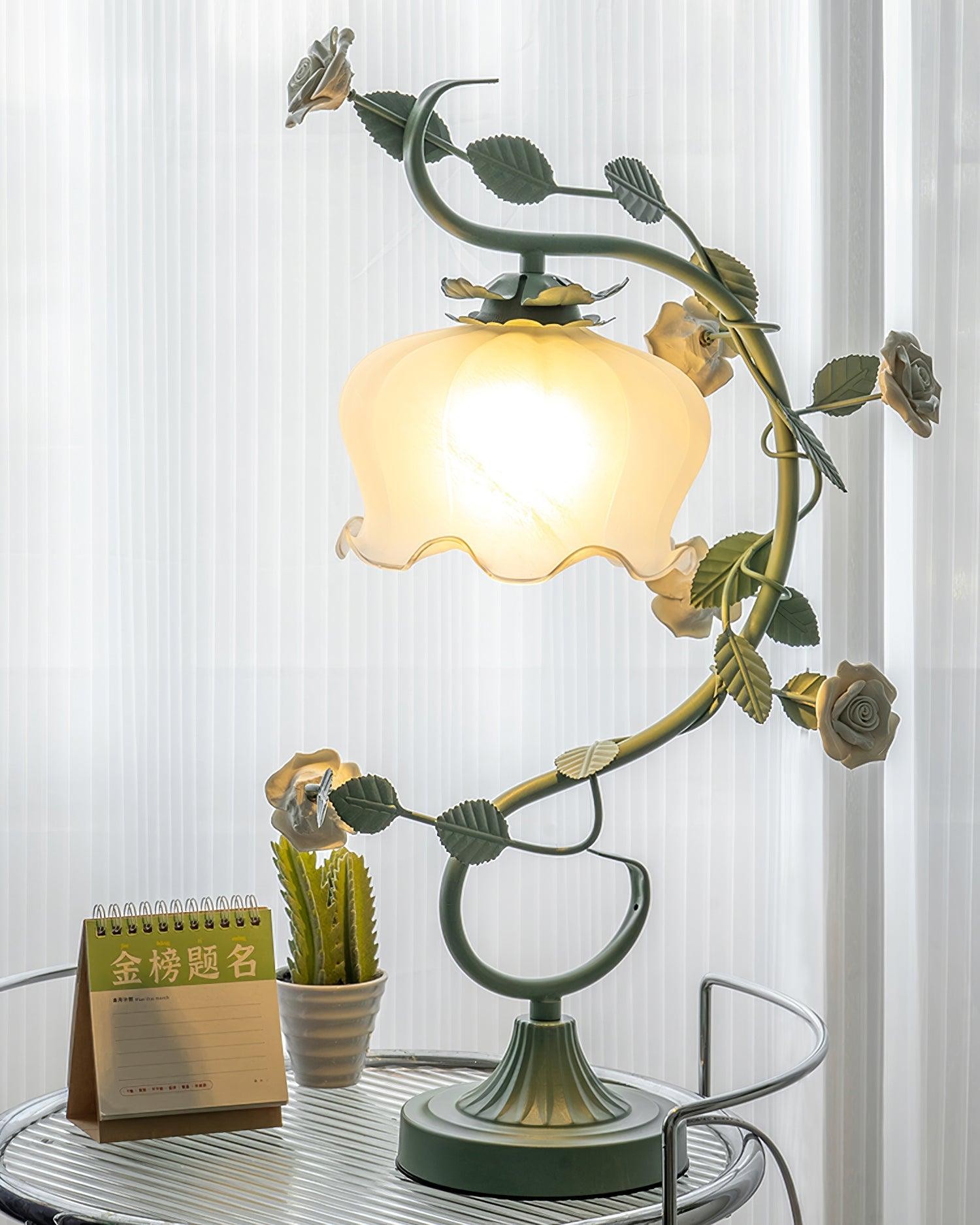 Green Pink White Rose Flower Table Lamp K640