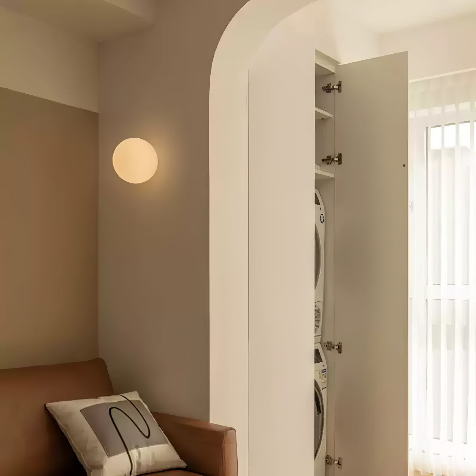 Minimalist Bauhaus Orb Style Wall Lamp K407